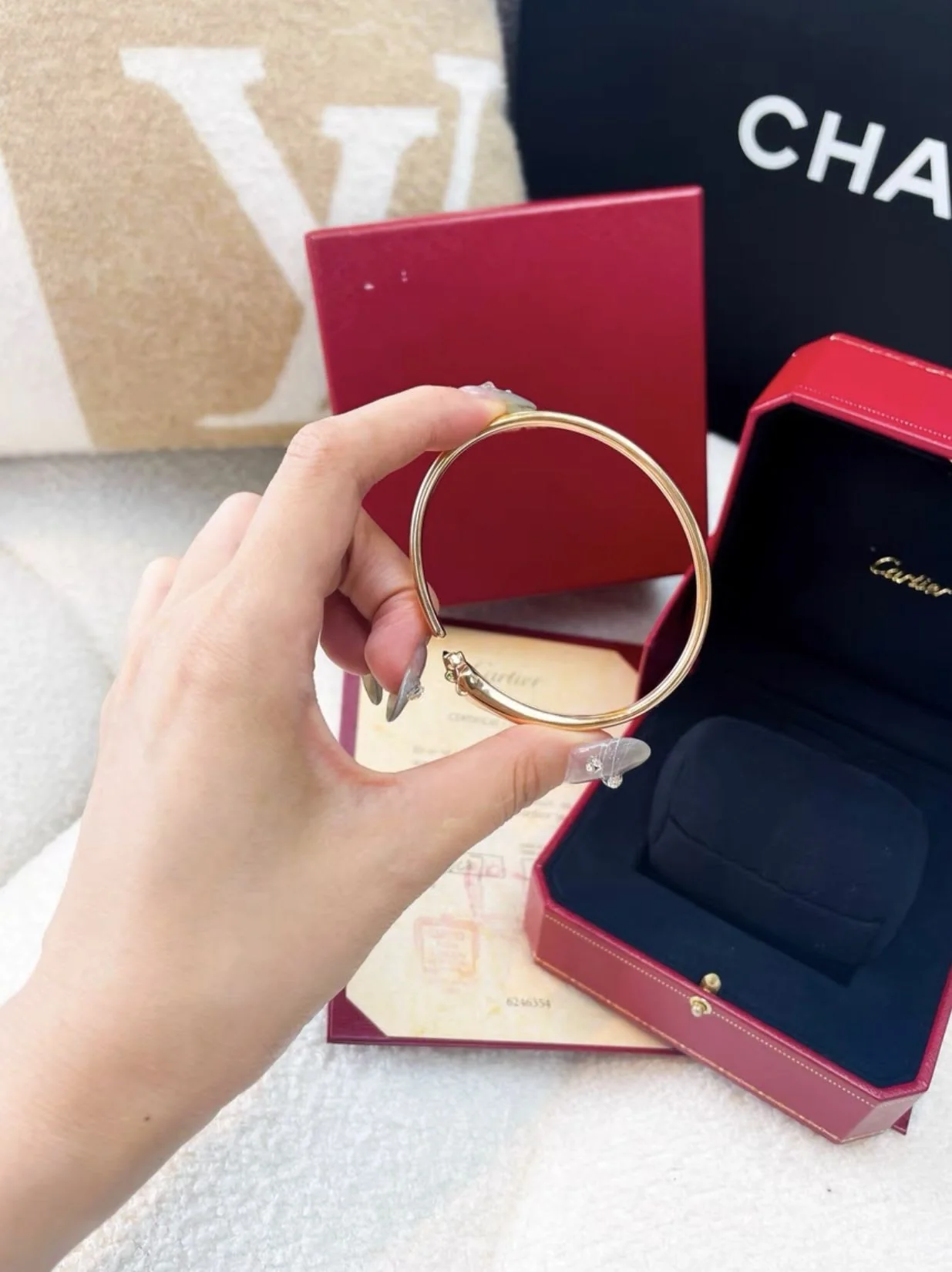 Panthere de cartier rose gold leopard bracelet - Image 4