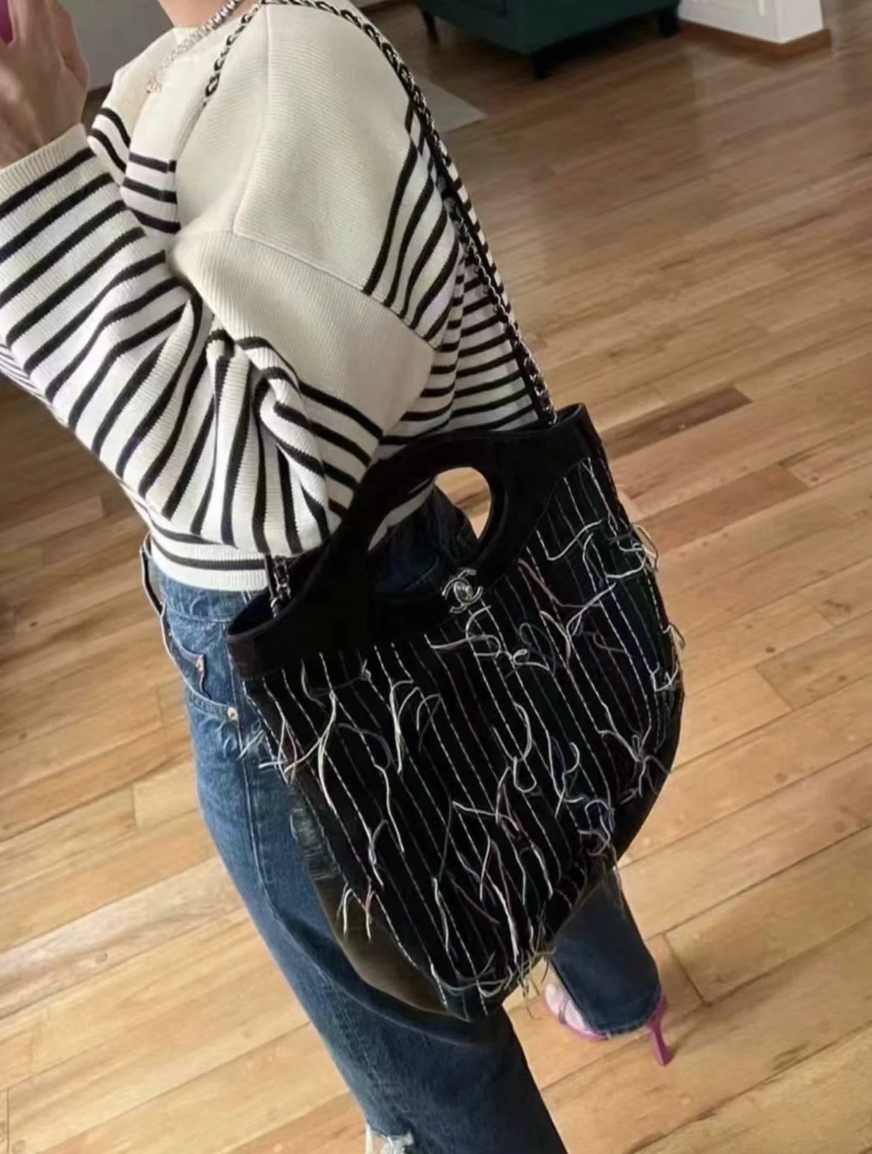 Chanel bag 23 - Image 4