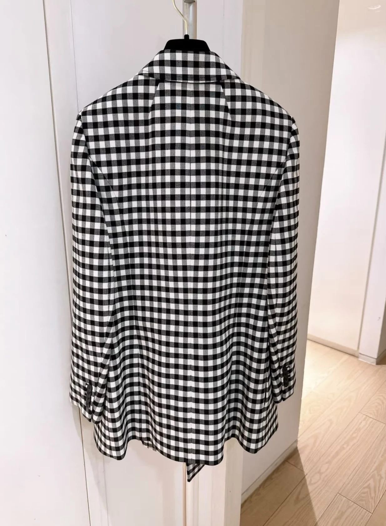 Balenciaga black and white grid hourglass coat - Image 4