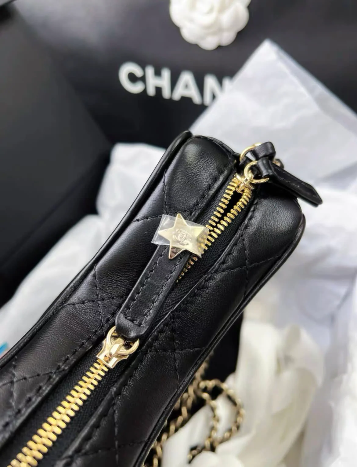 CHANEL 24C STAR BAG LAMBSKIN BLACK GHW - Image 3