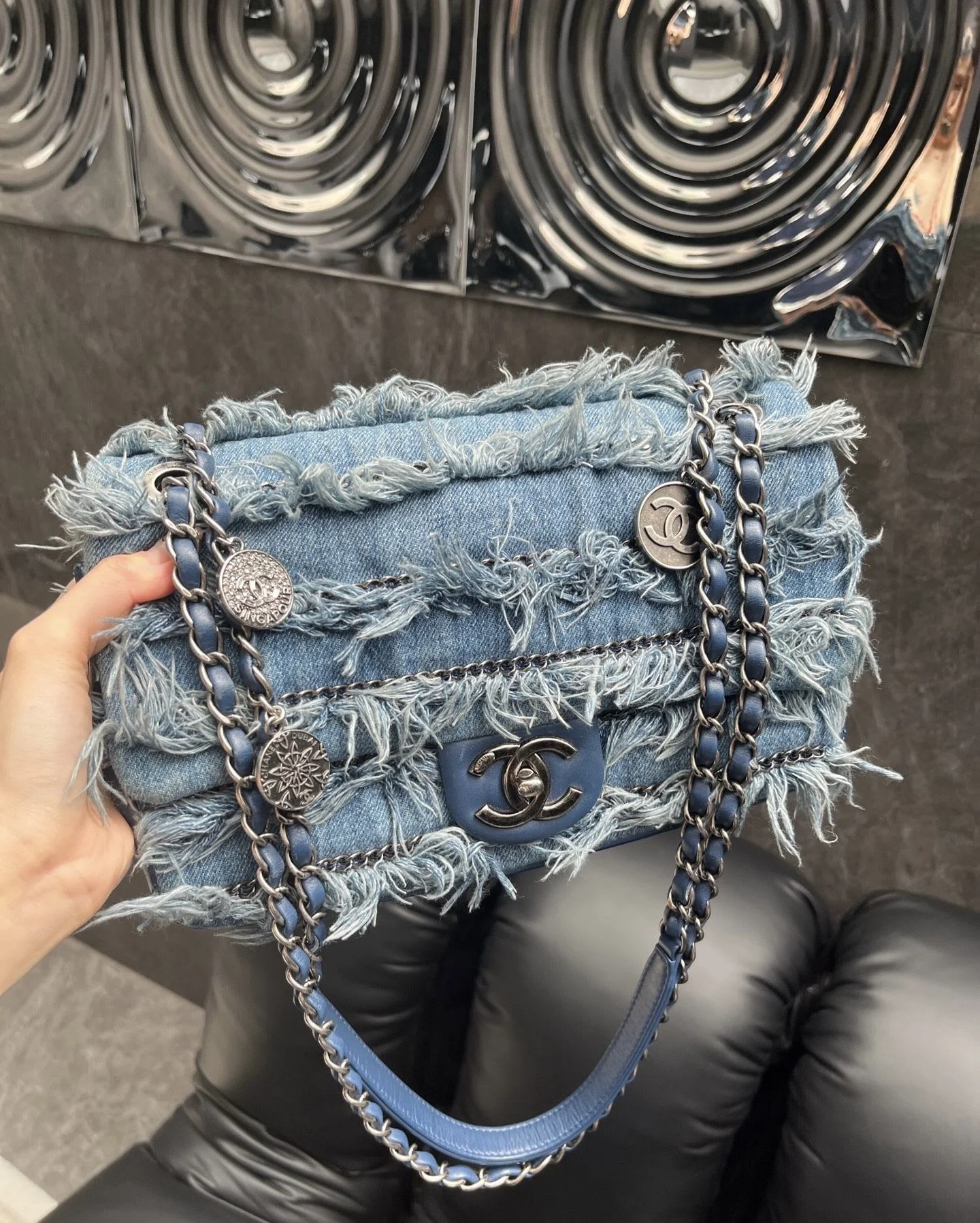 Chanel coin badge tassel denim - Image 4
