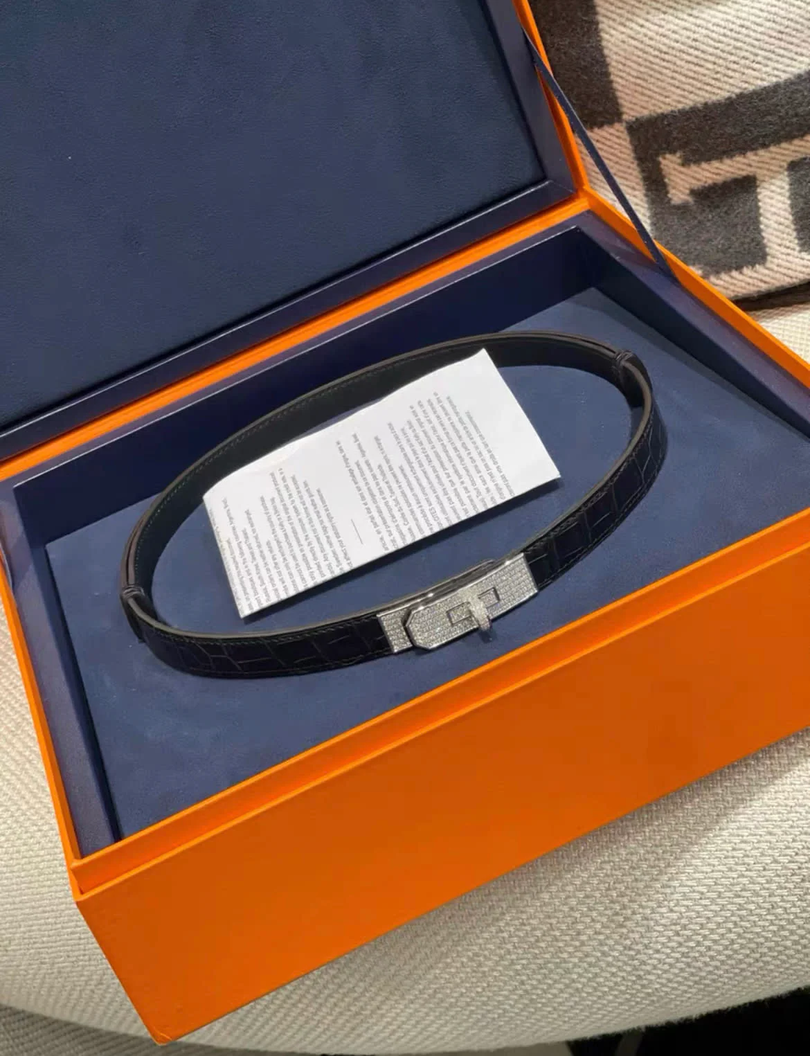 Hermes Platinum Diamond Matte Alligator Kelly Belt Black - Image 4