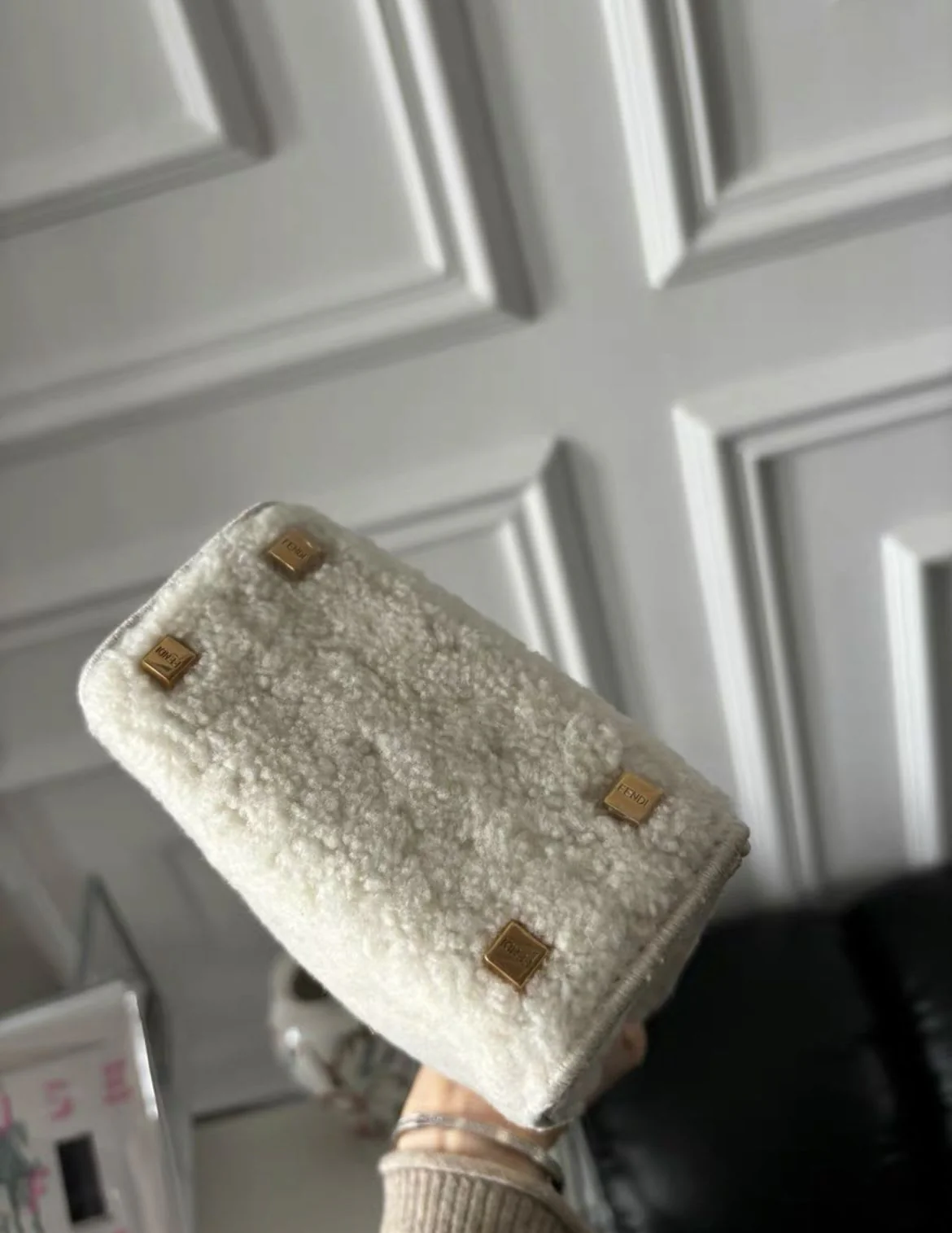 FENDI Sunshine Shopper mini leather-trimmed shearling tote - Image 3