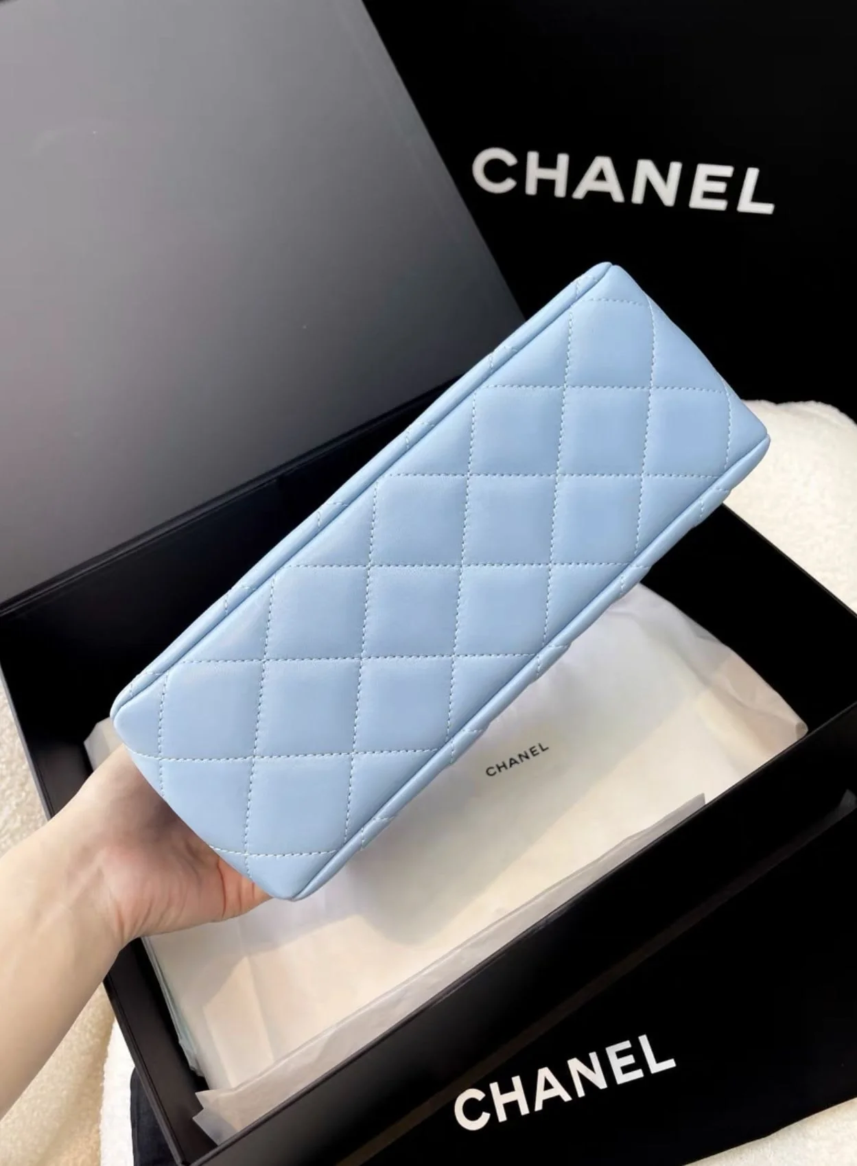 Chanel 23A Sky Blue gold hardware Chain Top Handle quilted leather Bag - Image 4