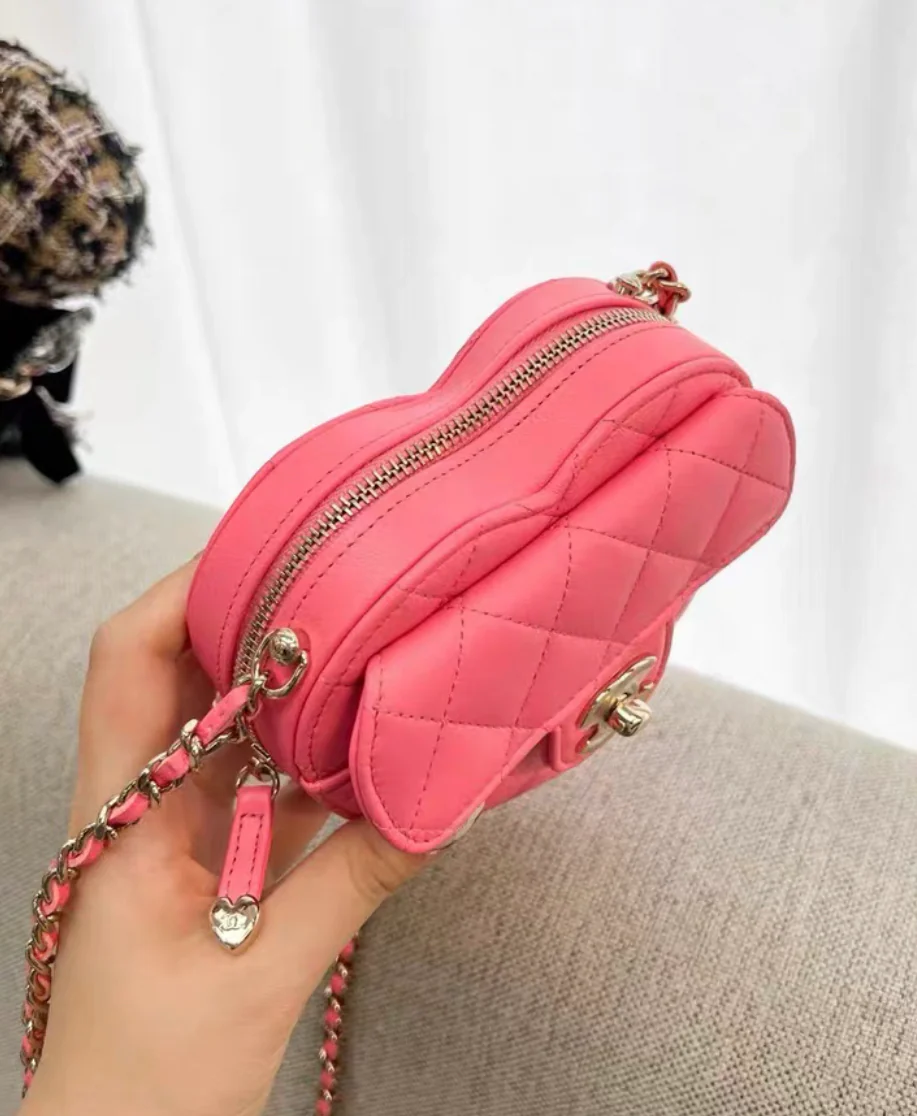 Chanel 22S Pink Small heart bag - Image 2
