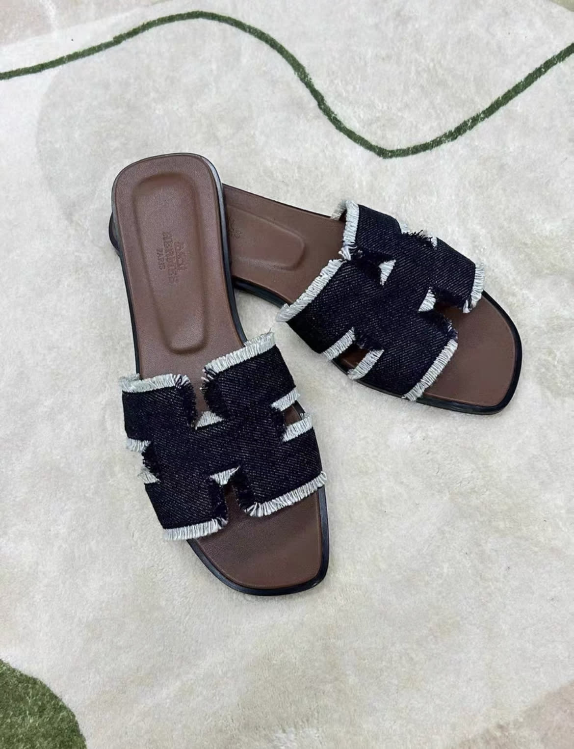 Hermes brut Blue Denim Oran sandals with Fringes - Image 5
