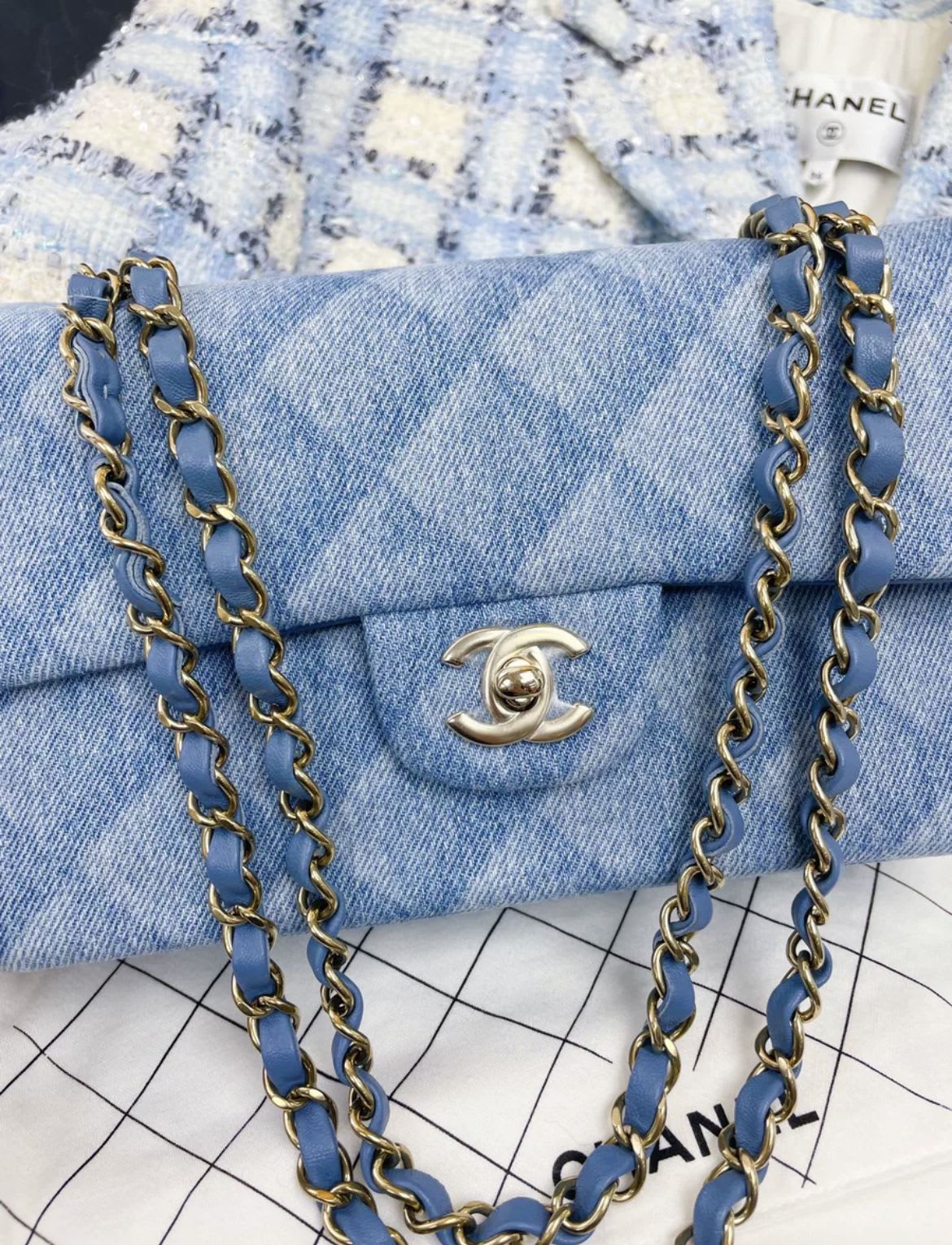 Chanel 22B denim Classic Flap Bag - Image 2