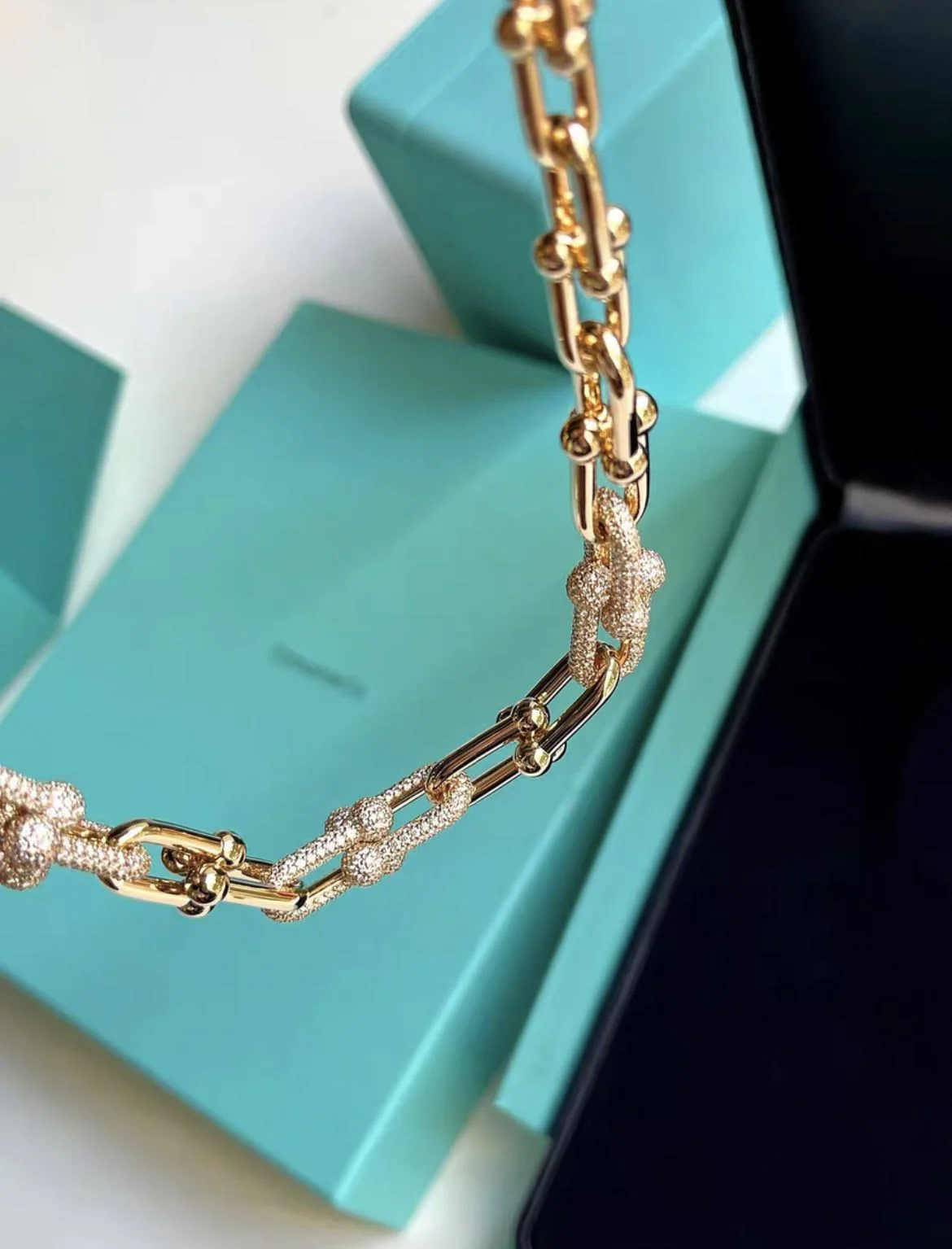 Tiffany HardWear series gradient chain necklace gold diamonds - Image 3