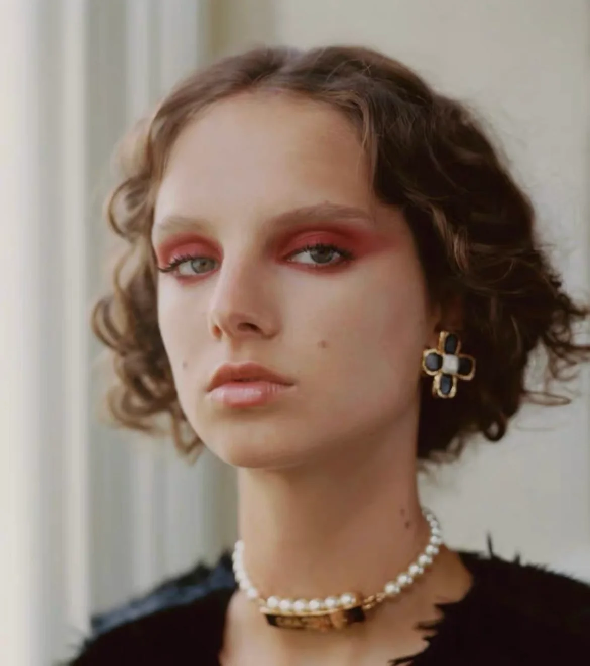 Chanel 23K flower earrings - Image 4