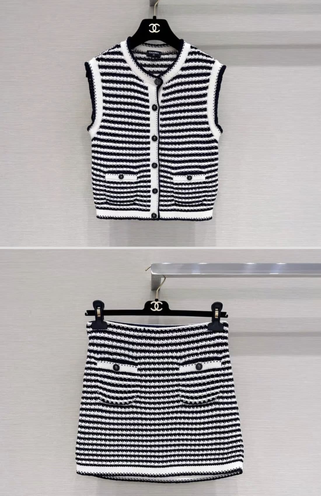 Chanel 22SS black and white striped vest + skirt, fr36