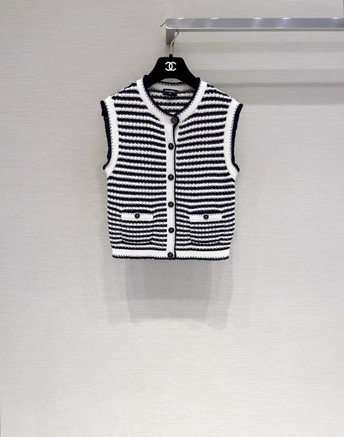 Chanel 22SS black and white striped vest + skirt, fr36 - Image 2