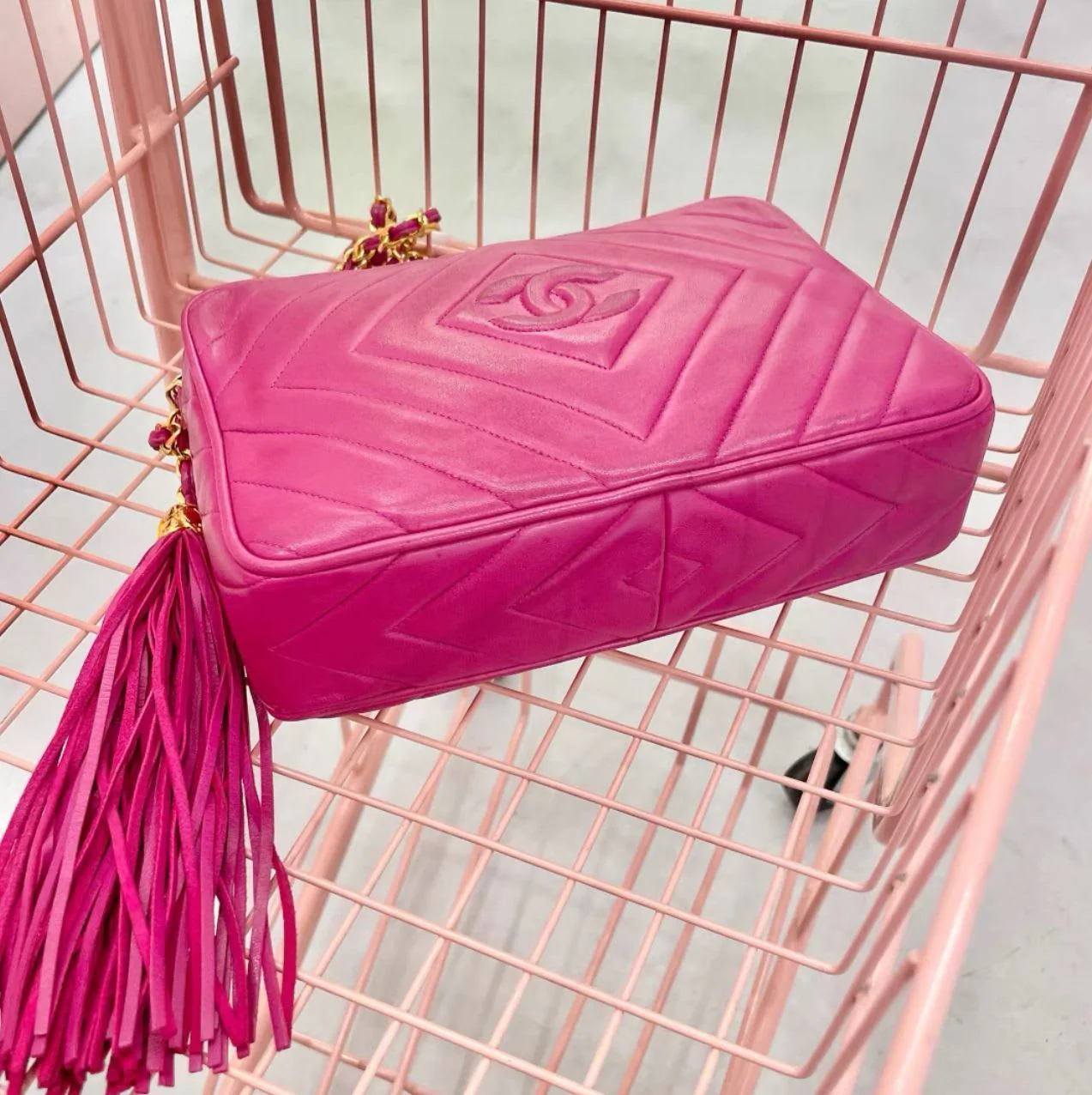 Vintage Chanel rose red lambskin tassel bag - Image 2