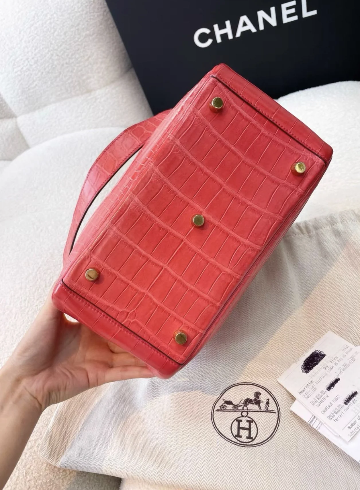 Hermes Lindy26, red gold buckle two-point matte crocodile leather - Image 2