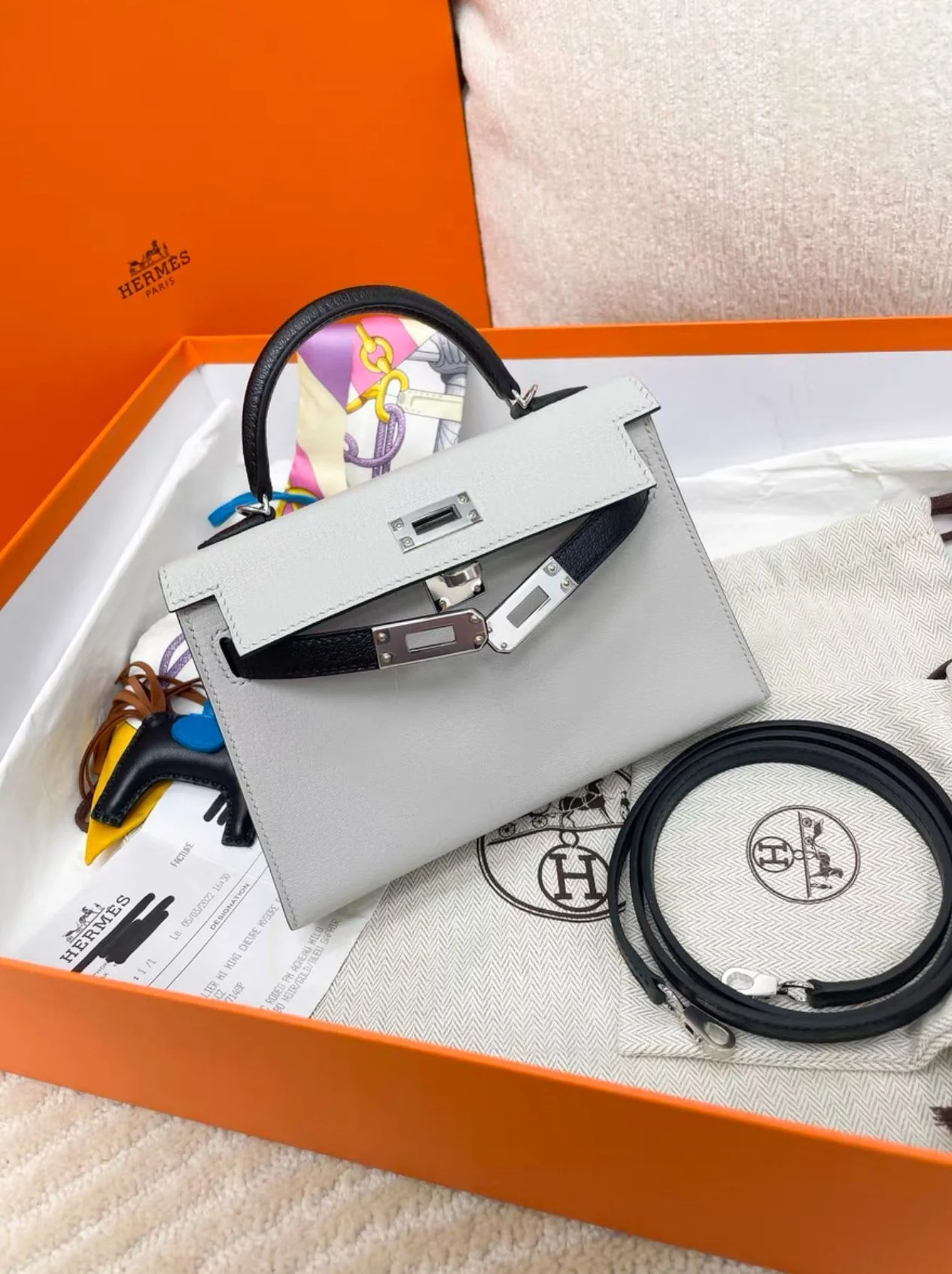 Hermes Minikelly Second Generation Pearl Gray Black Silver - Image 2