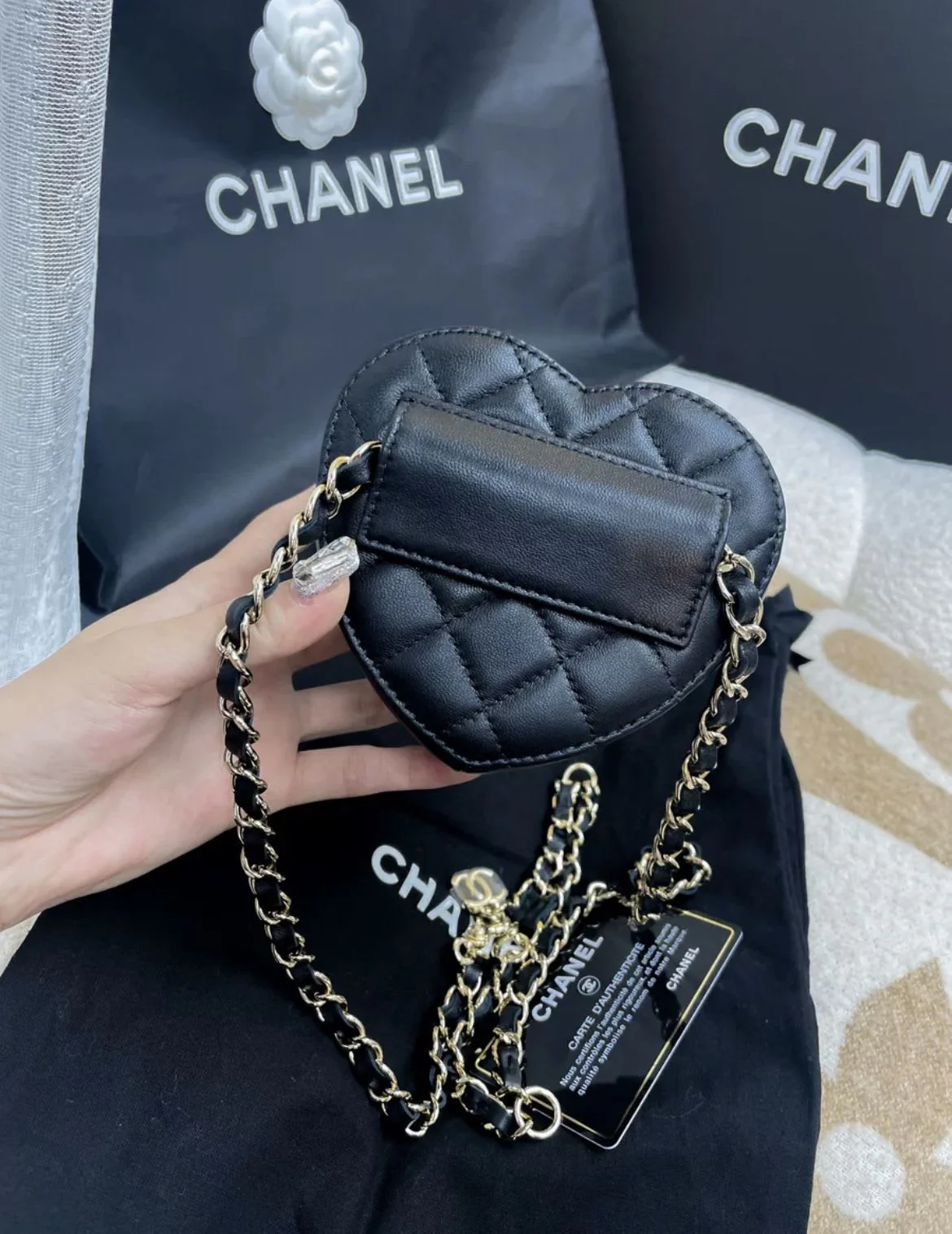 Chanel Heart Clutch with Chain 22S Mini Black Lambskin - Image 2