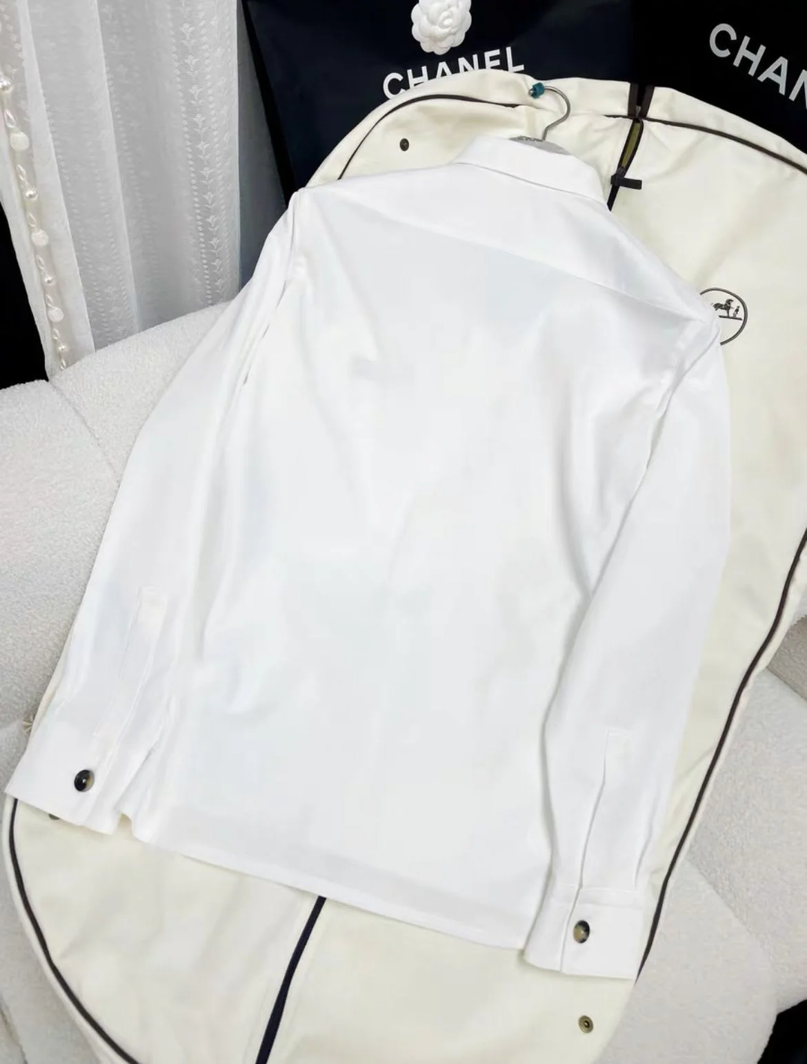 Hermes 23SS white jacket with Pegasus embroidery - Image 4