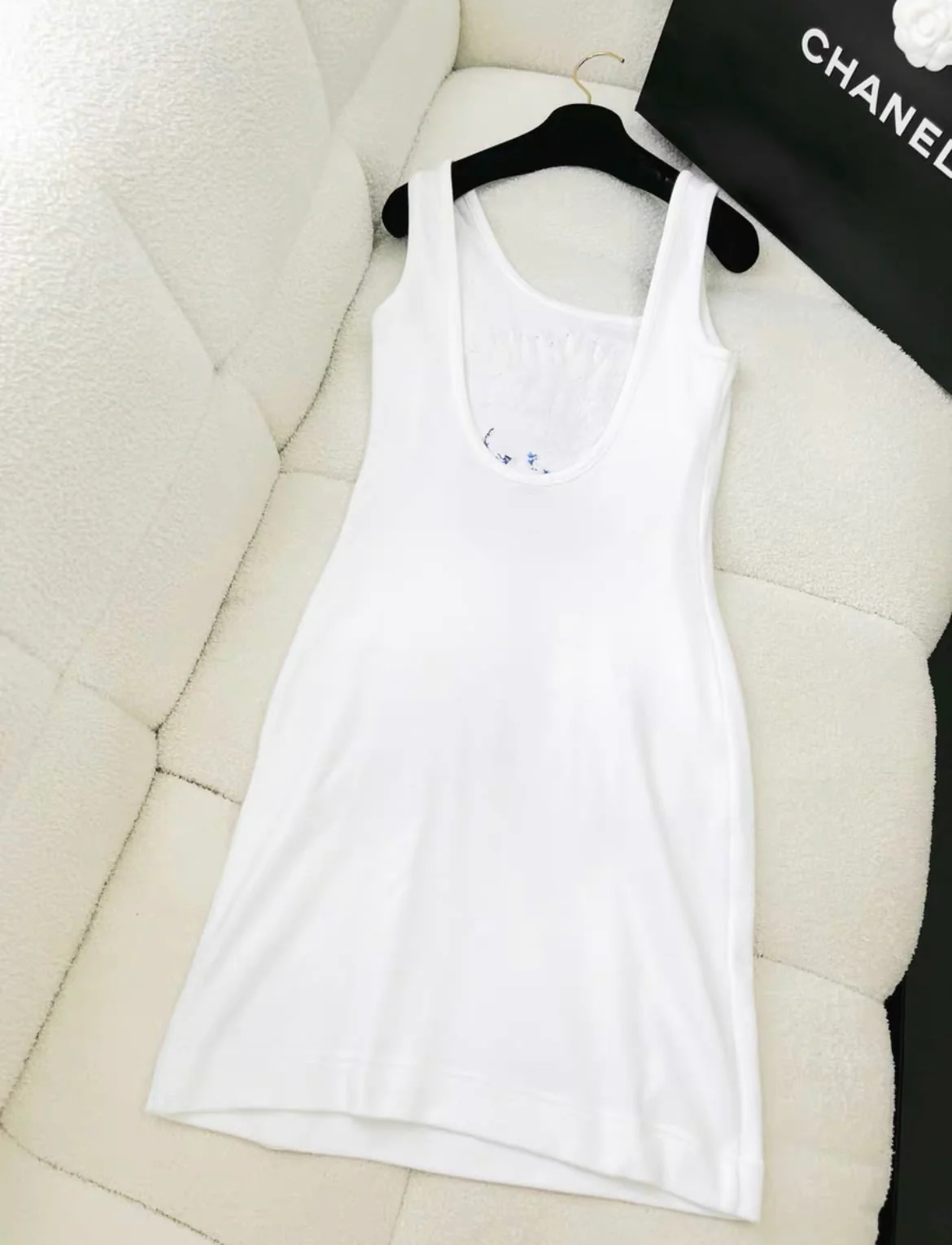 Chanel Embellished Formula 1 Inspired Fitted Dress - Image 4