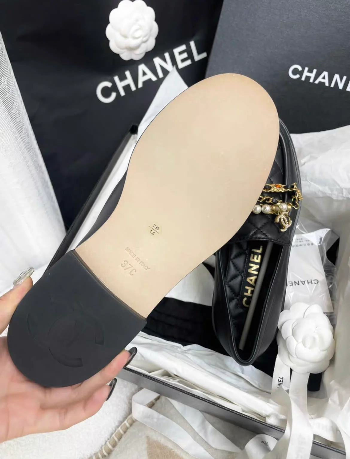 Chanel 22P Pearl Chain Badge Pendant Loafers - Image 2
