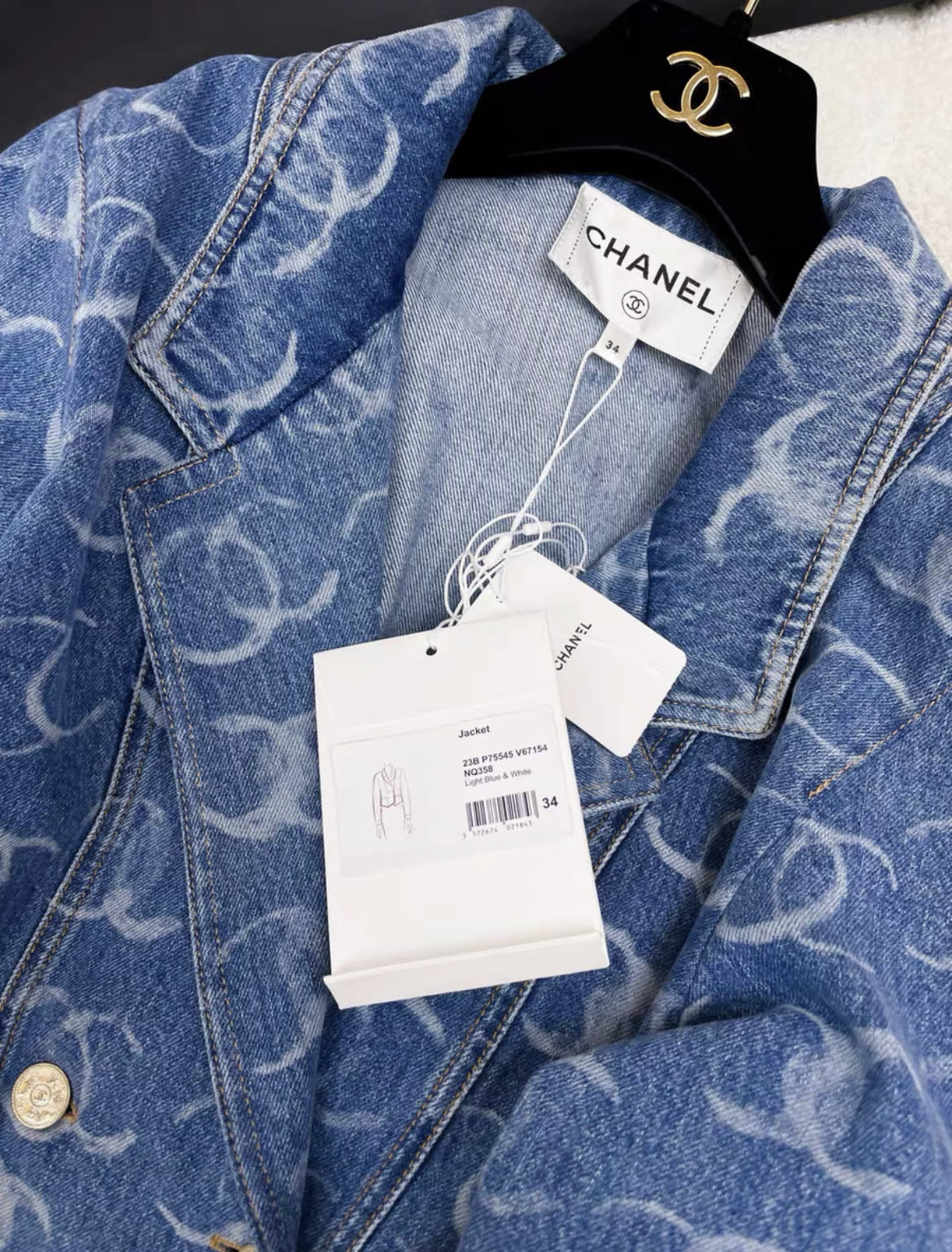 Chanel 23B blue double C denim jacket - Image 3