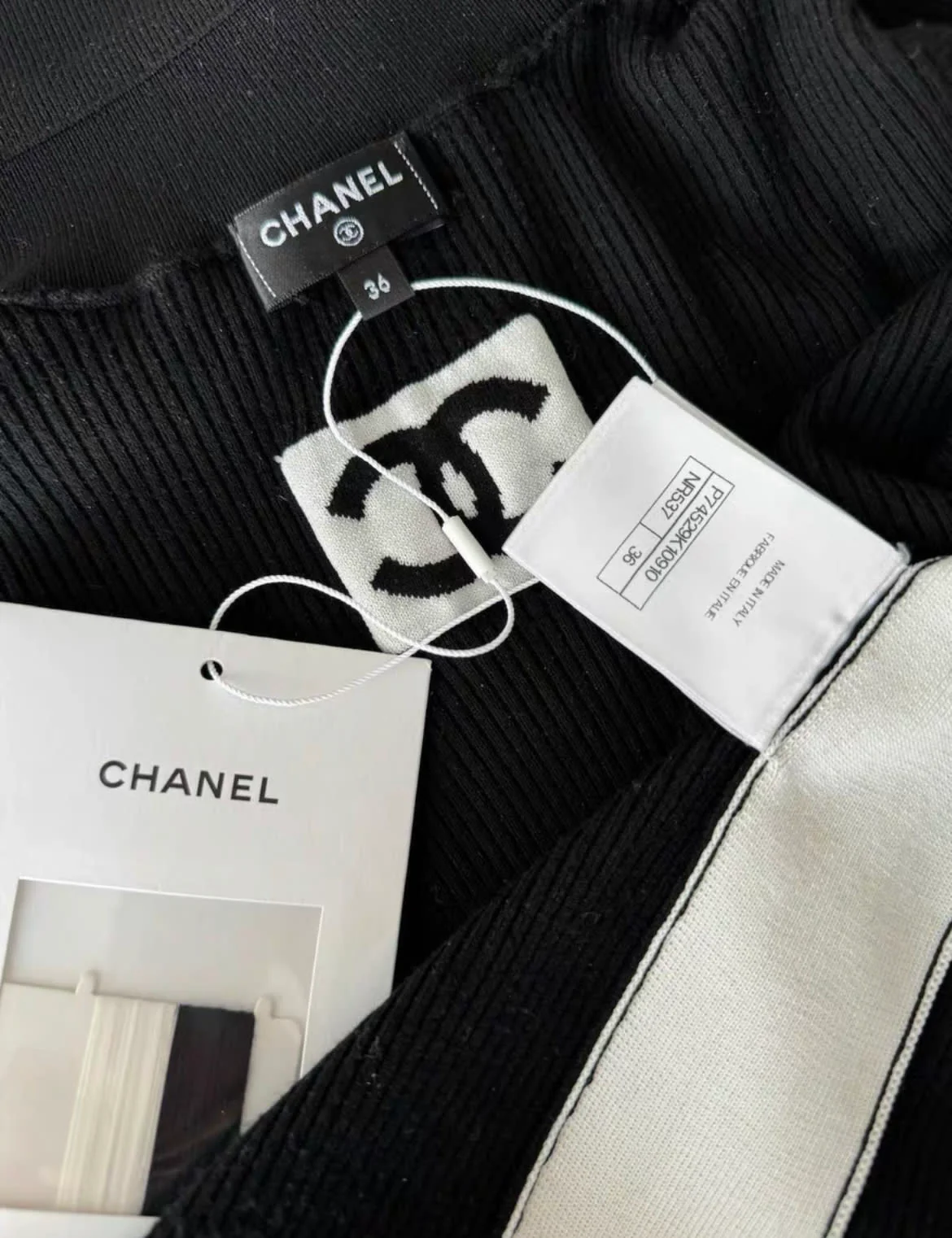 Chanel 2023 Coco neige 23 ski series black top fr36 - Image 4