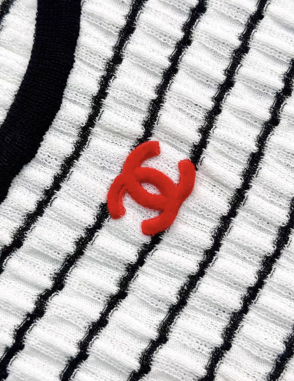 Chanel 24ss trendy striped knitted top 42FR - Image 3