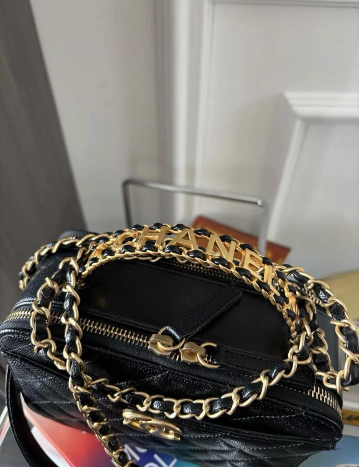 CHANEL 22S LETTER TOP HANDLE SMALL VANITY CASE CAVIAR BLACK BRUSHED GHW - Image 3