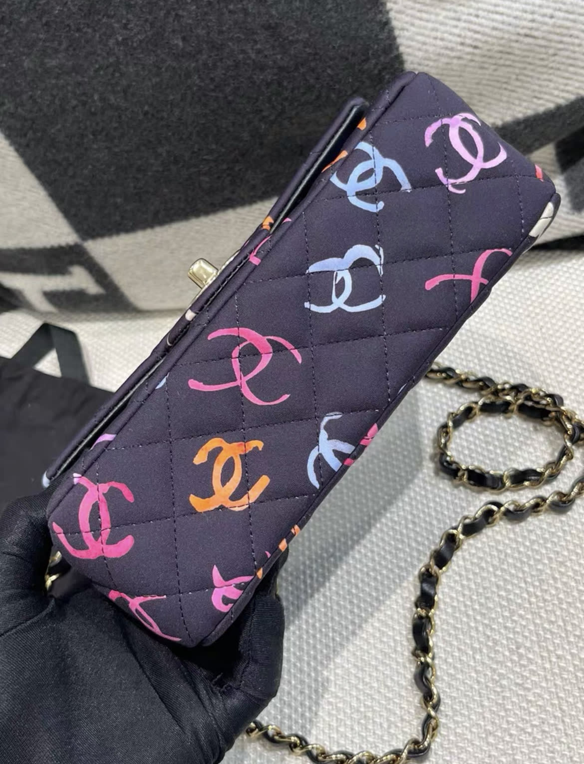 Chanel trendy 24ss flap bag - Image 4