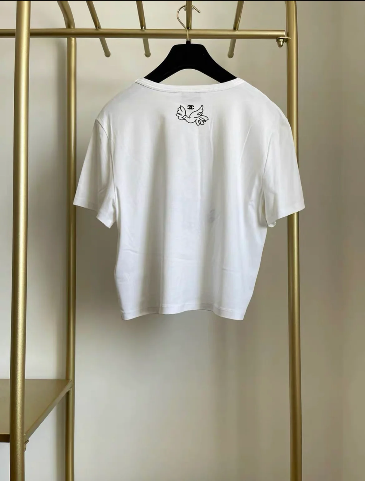 Chanel 22p white peace t-shirt 36 - Image 3