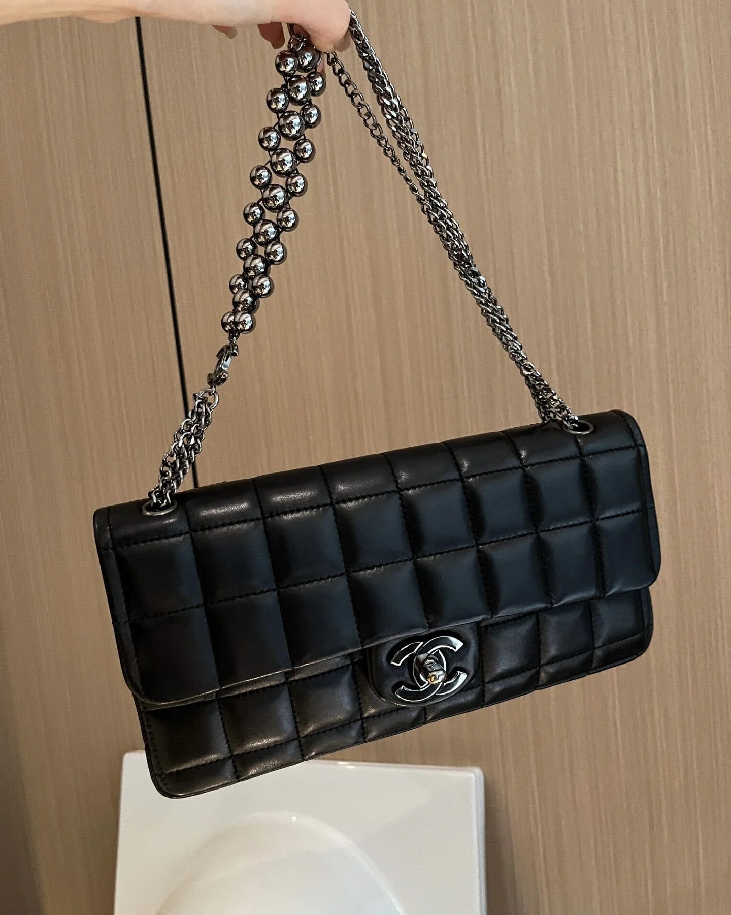 Chanel black & silver - Image 2