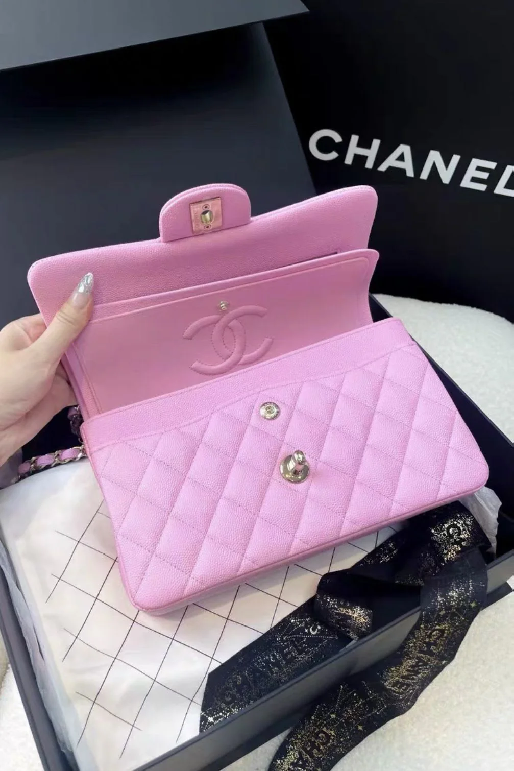 Chanel pink lychee leather small cf chain bag - Image 4
