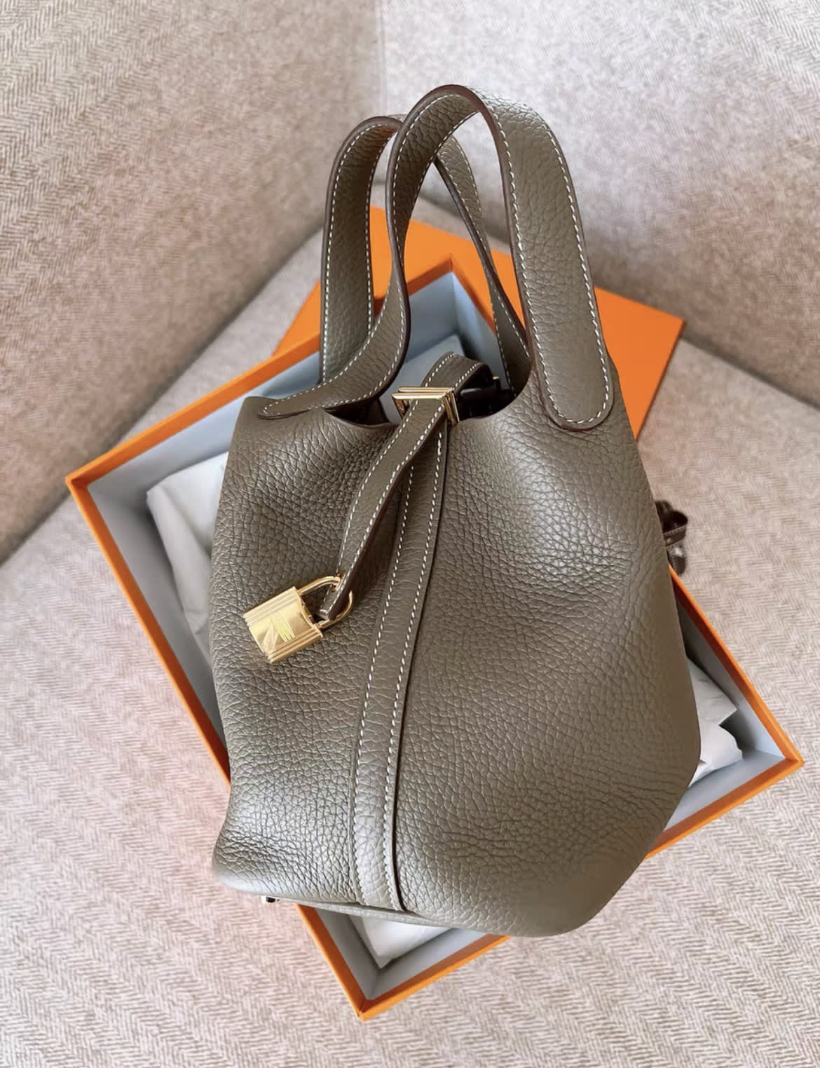 Hermes picotin 18 étoupe gray leather gold hardware - Image 3