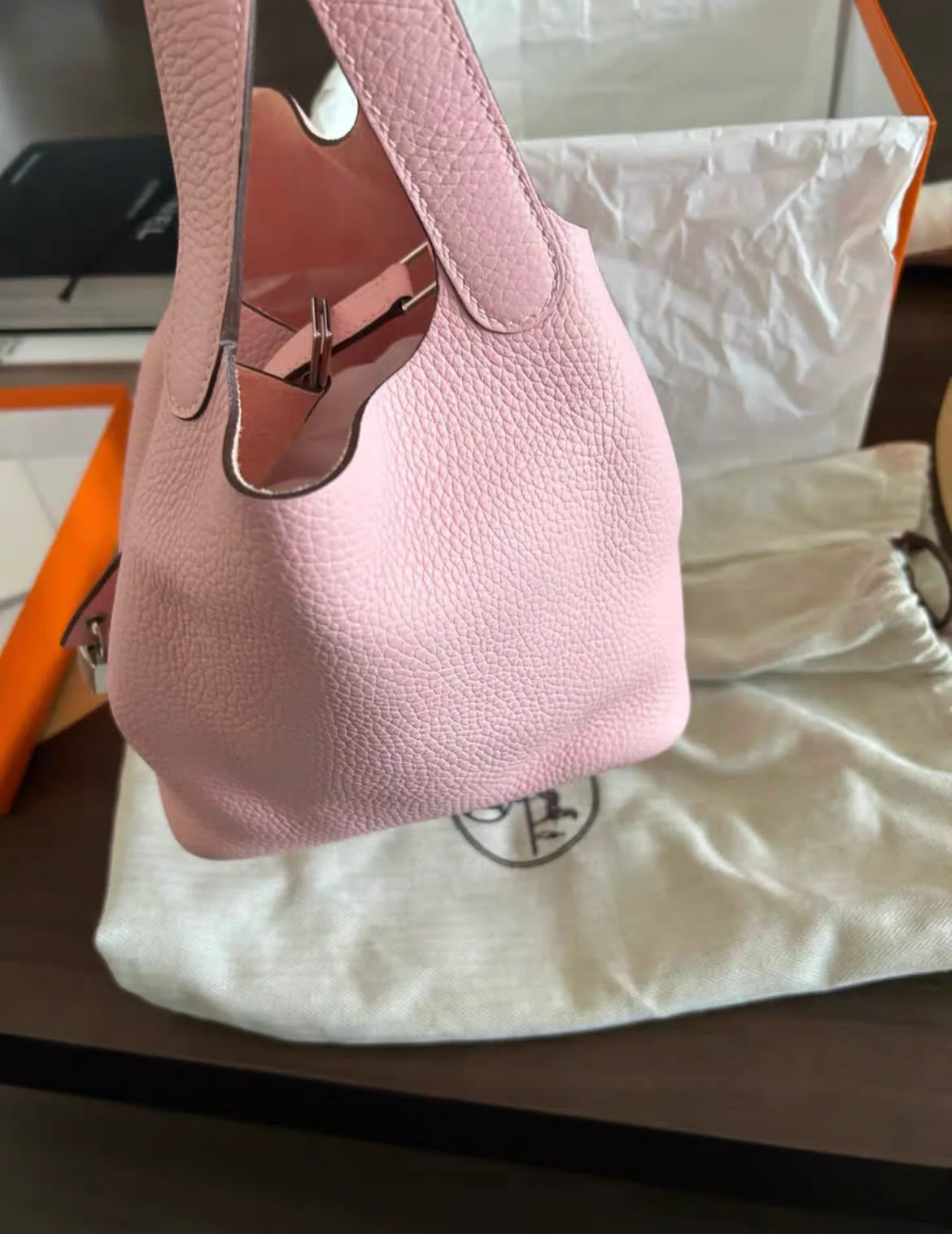 Hermès Picotin 18 Clemence Rose Sakura - Image 5
