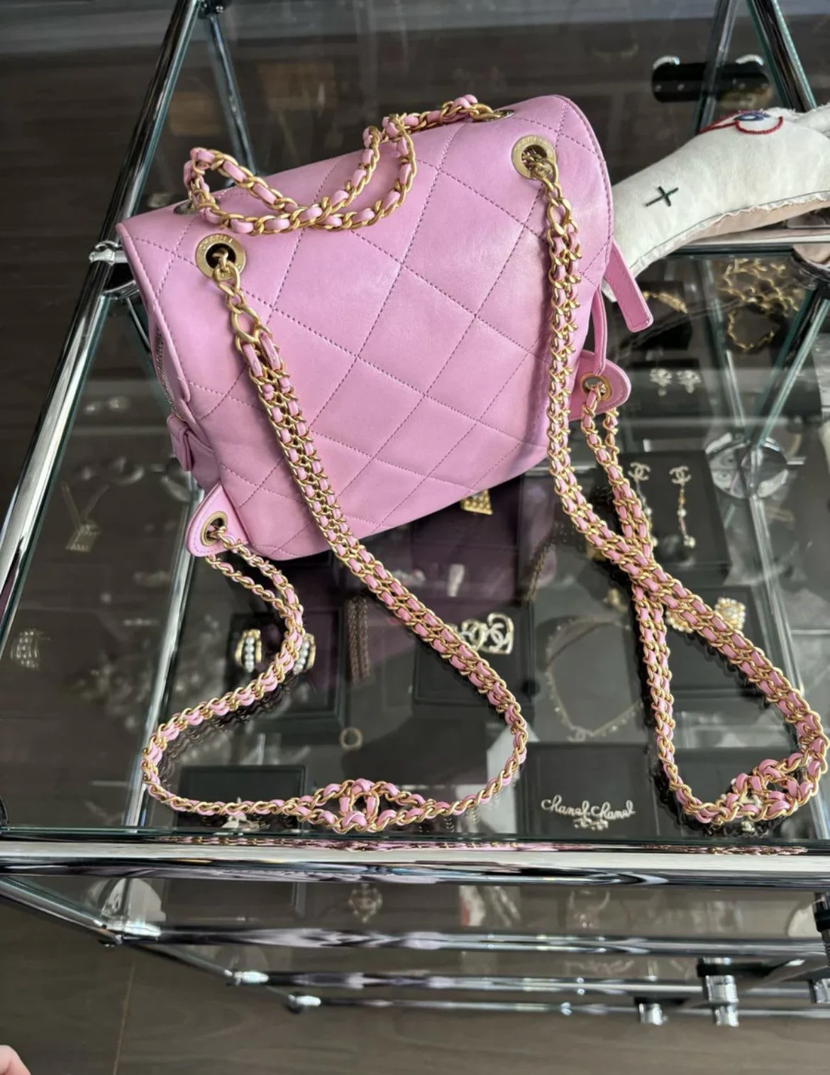 Chanel 23 pink backpack gold hardware - Image 4