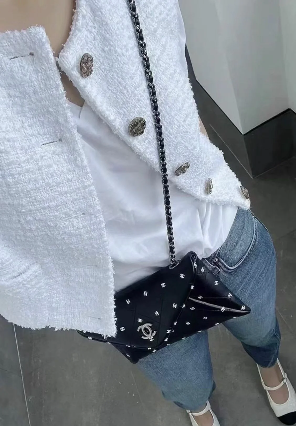 Chanel22 black logo envelope bag - Image 2