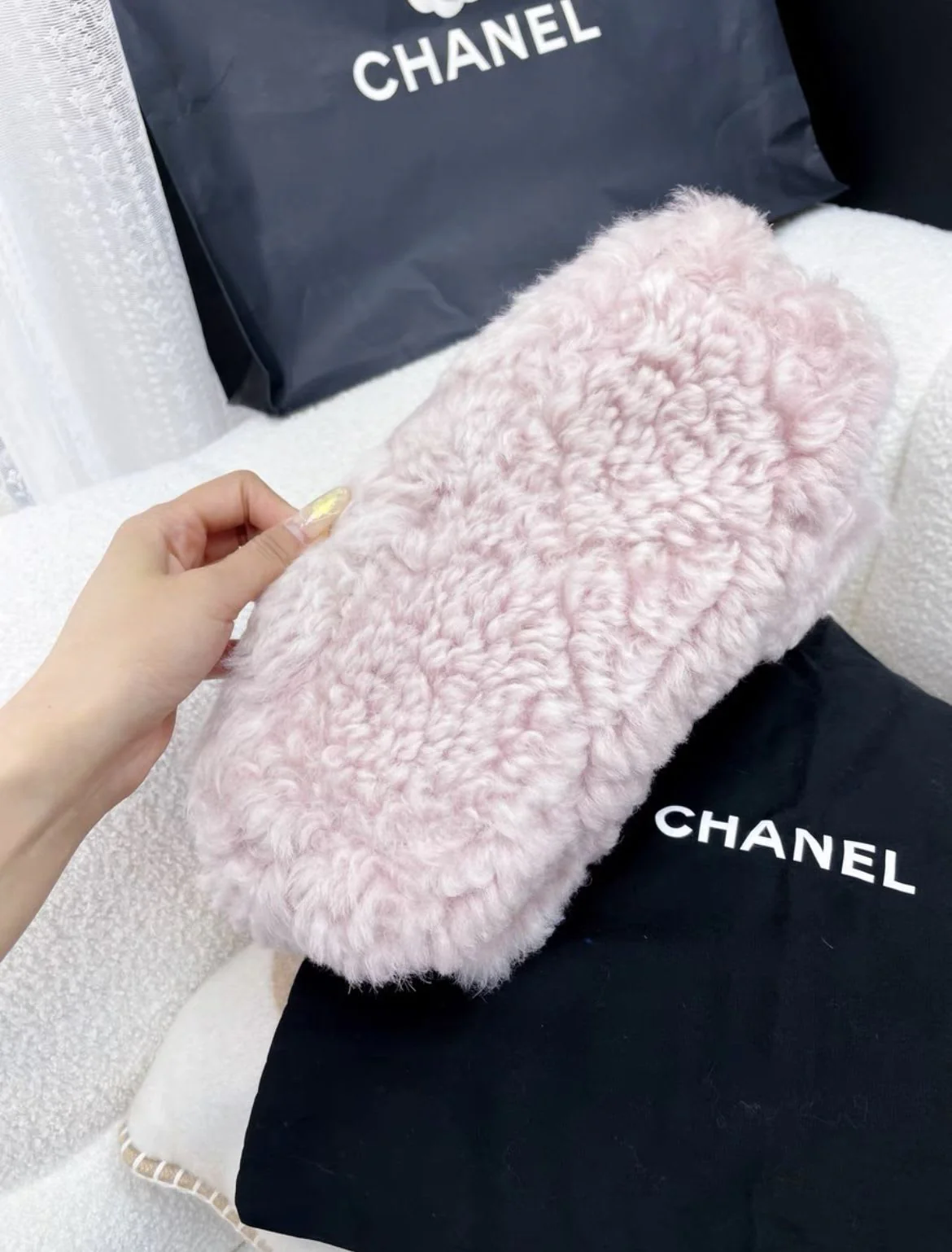 Chanel Pink 19bag - Image 4