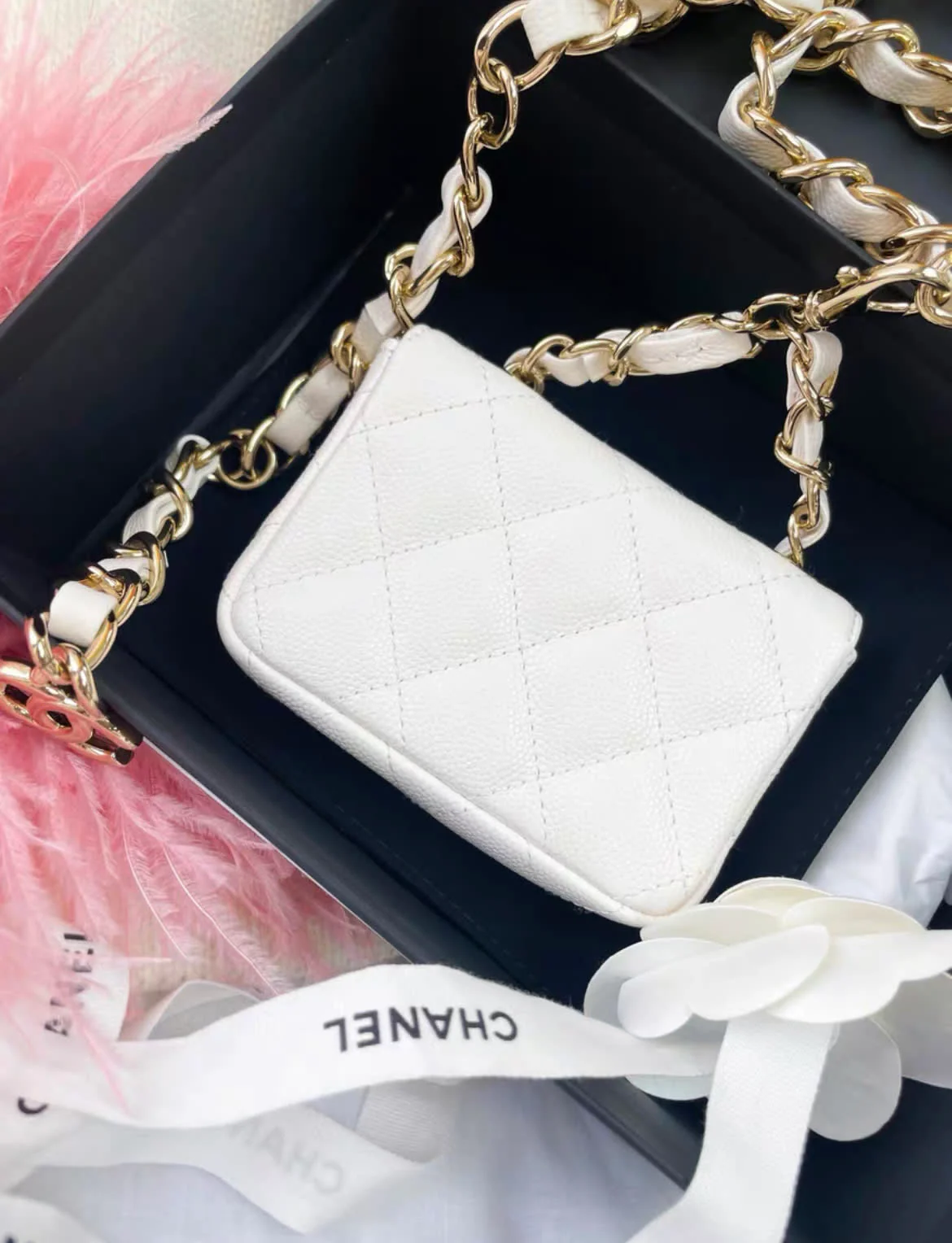 Chanel white gold lychee leather belt bag - Image 3