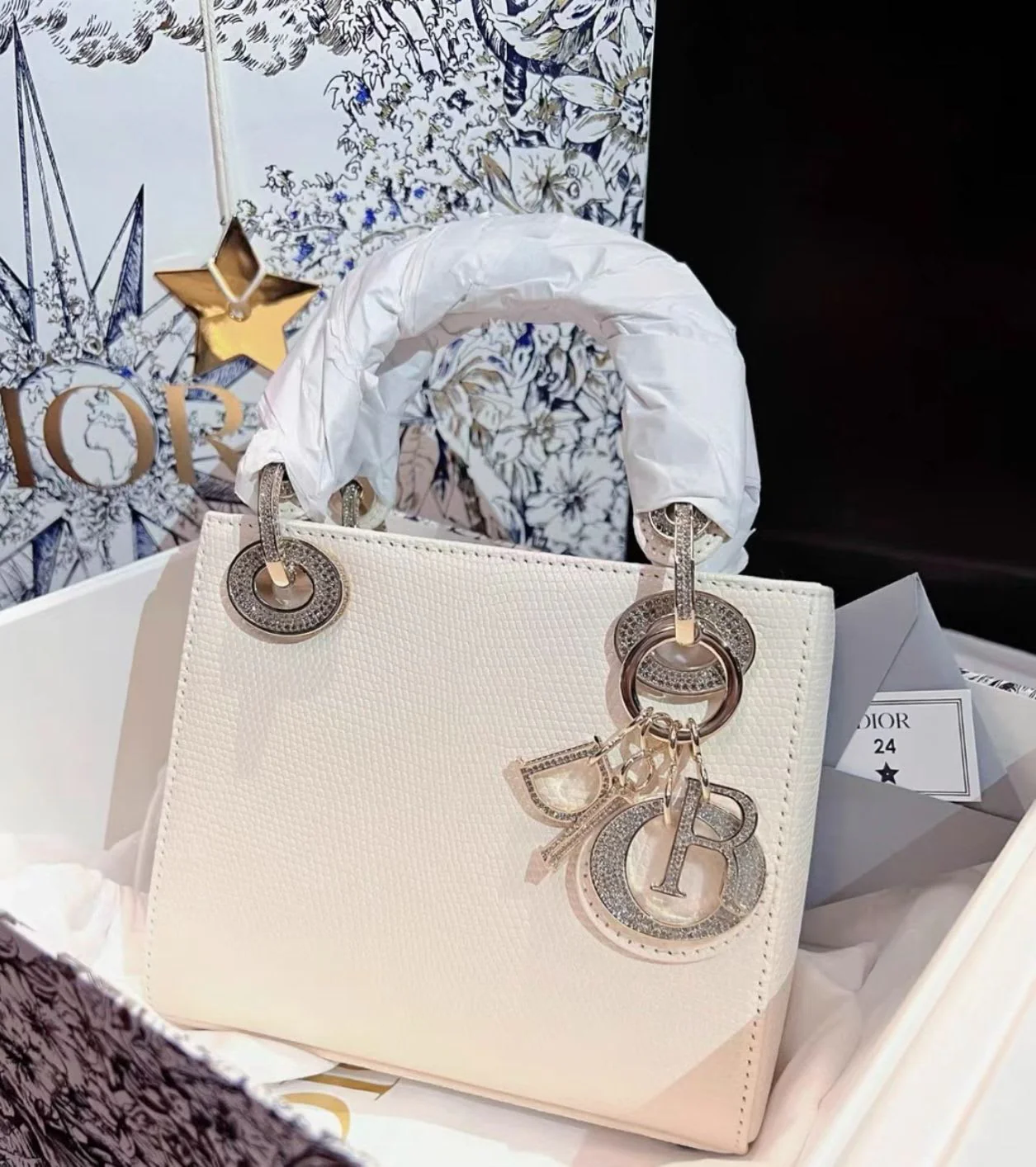 Lady dior off-white rose gold diamond lizard bag - Image 2