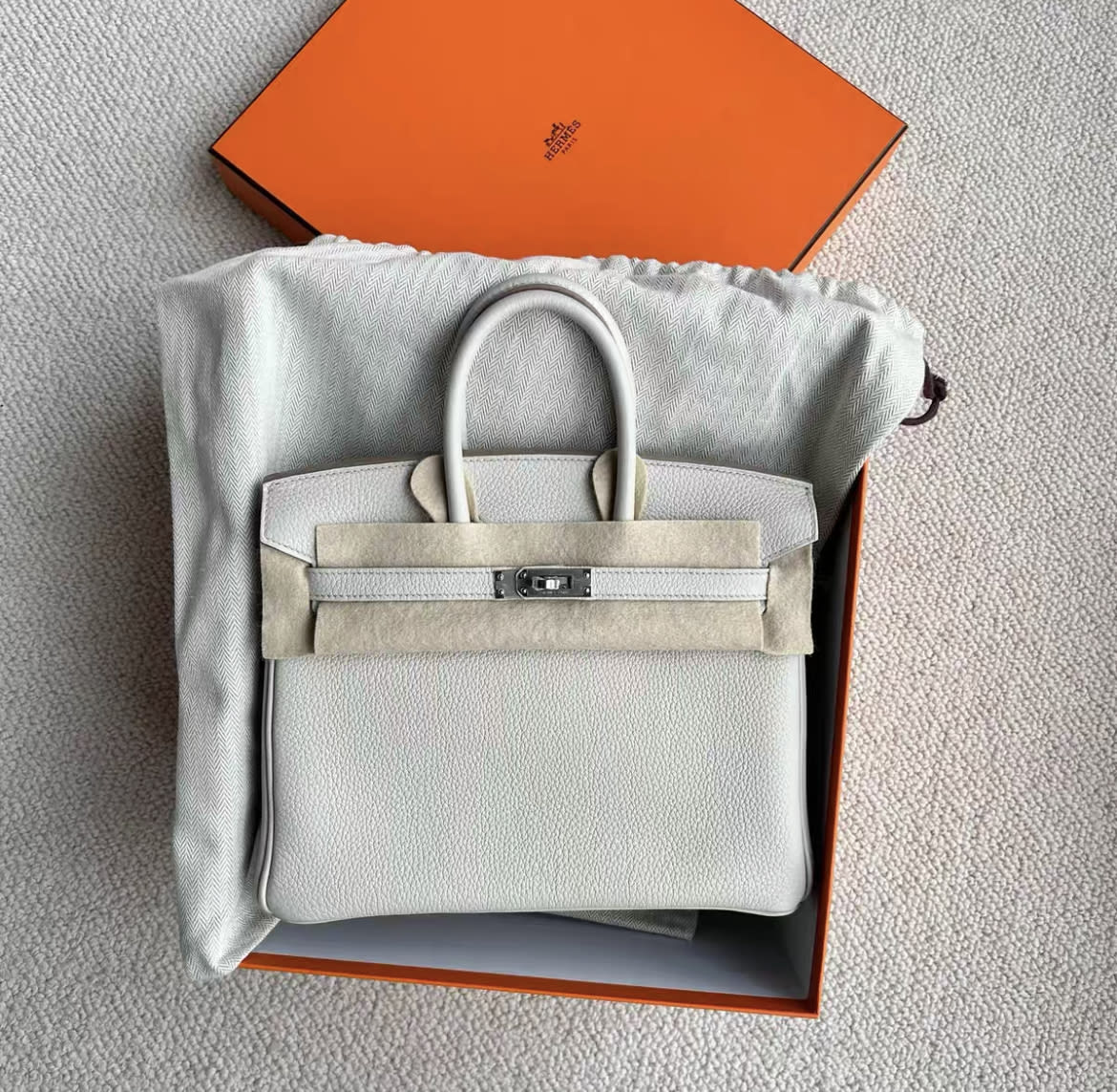 Hermes birkin 25 8L glacier white palladium hardware togo leather U-engraved - Image 3