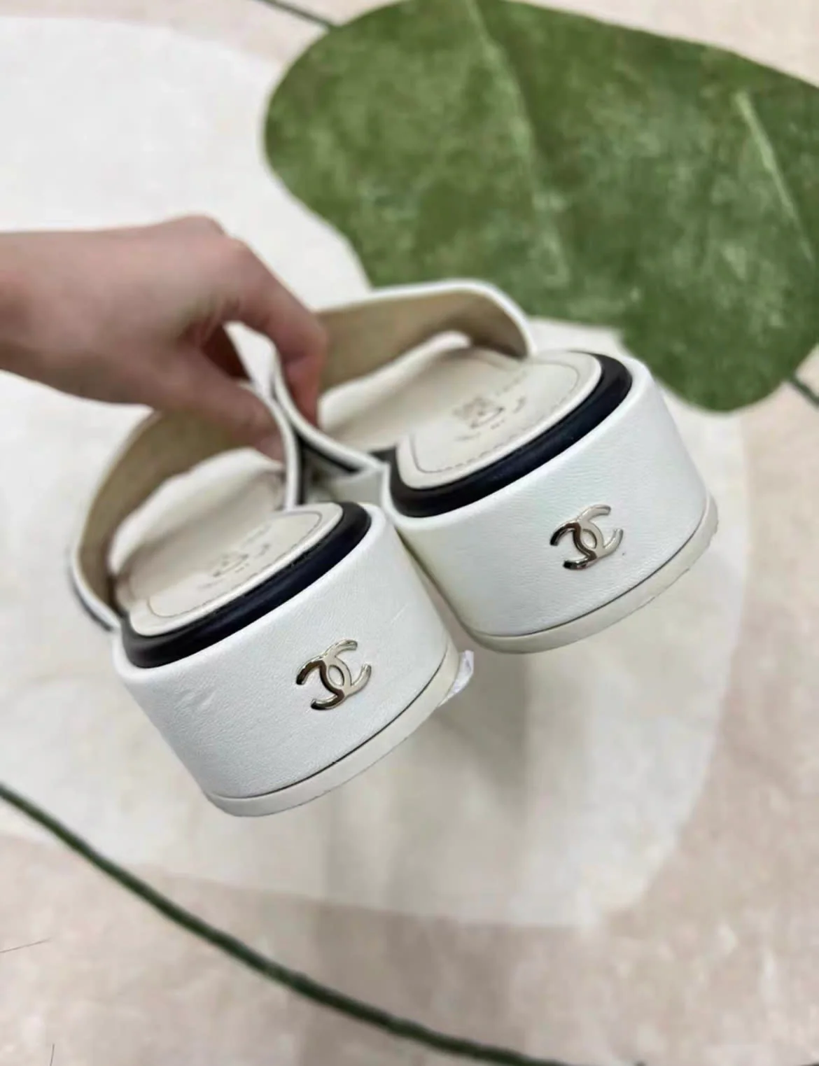 Chanel 22ss cloth white slippers 36,5 - Image 3