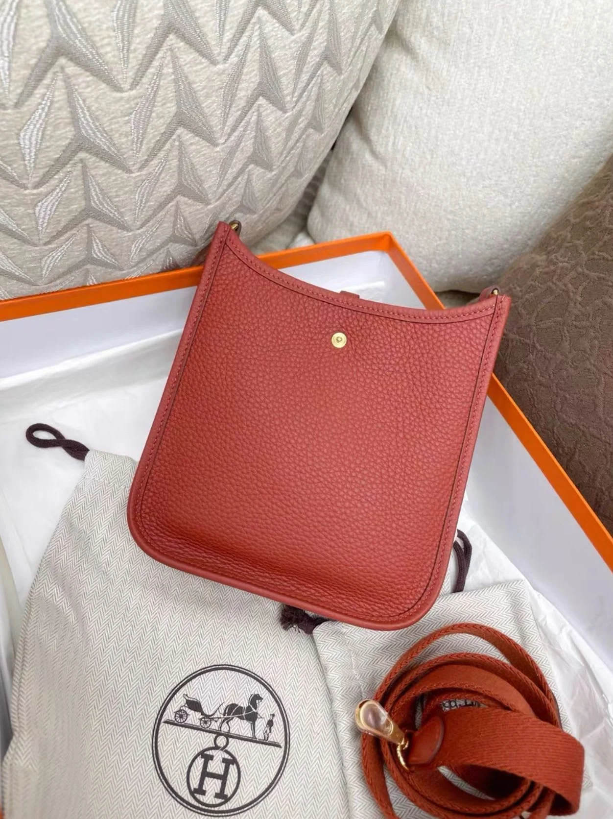 Hermes Mini evelyne brick red gold - Image 4