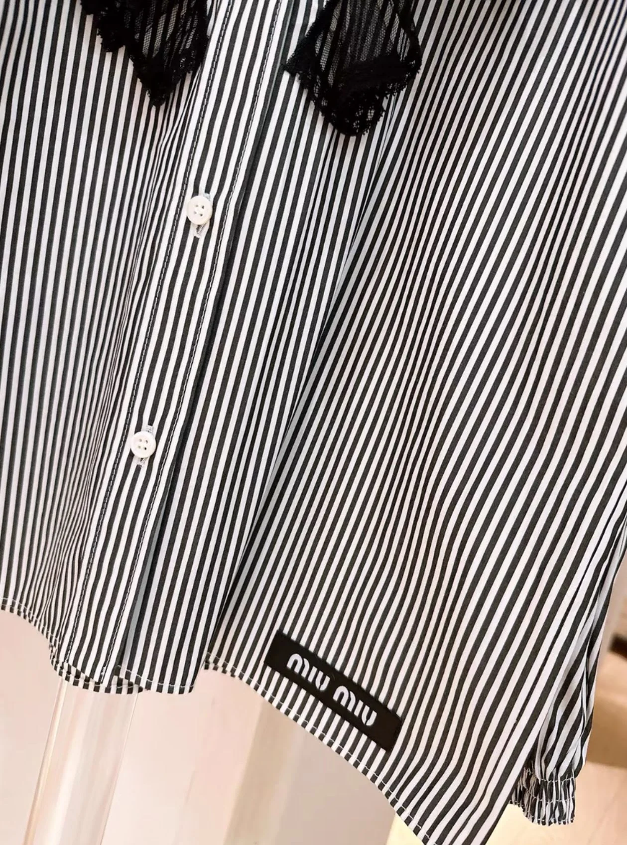 Miu Miu black and white striped lace shirt - Image 4