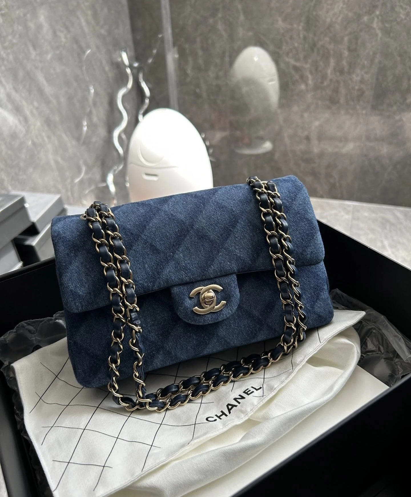 Chanel 22 dark denim cf trumpet