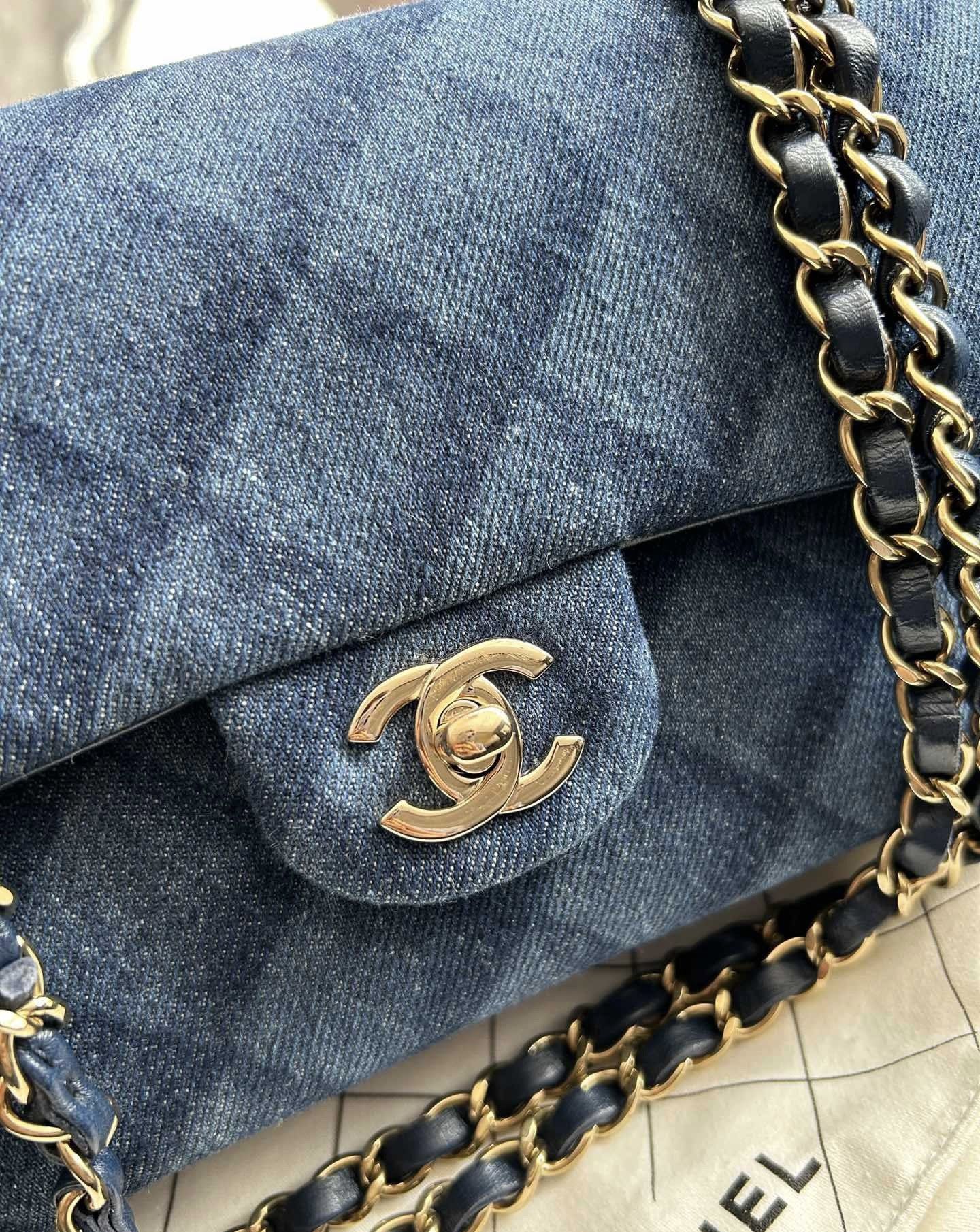 Chanel 22 dark denim cf trumpet - Image 2