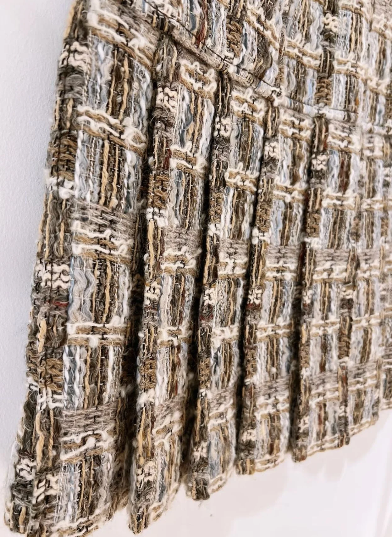 Chanel Rome series tweed pleated skirt from catwalk - Image 2