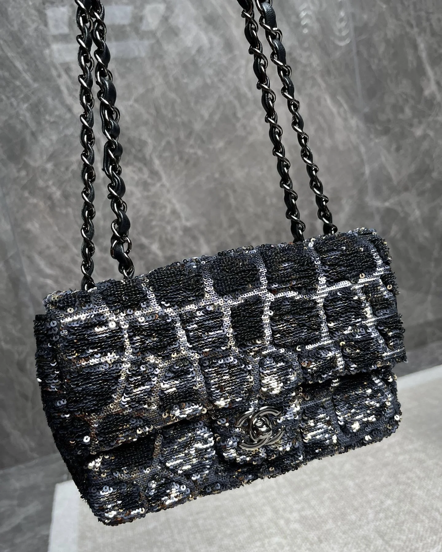 Rare Chanel galaxy - Image 3