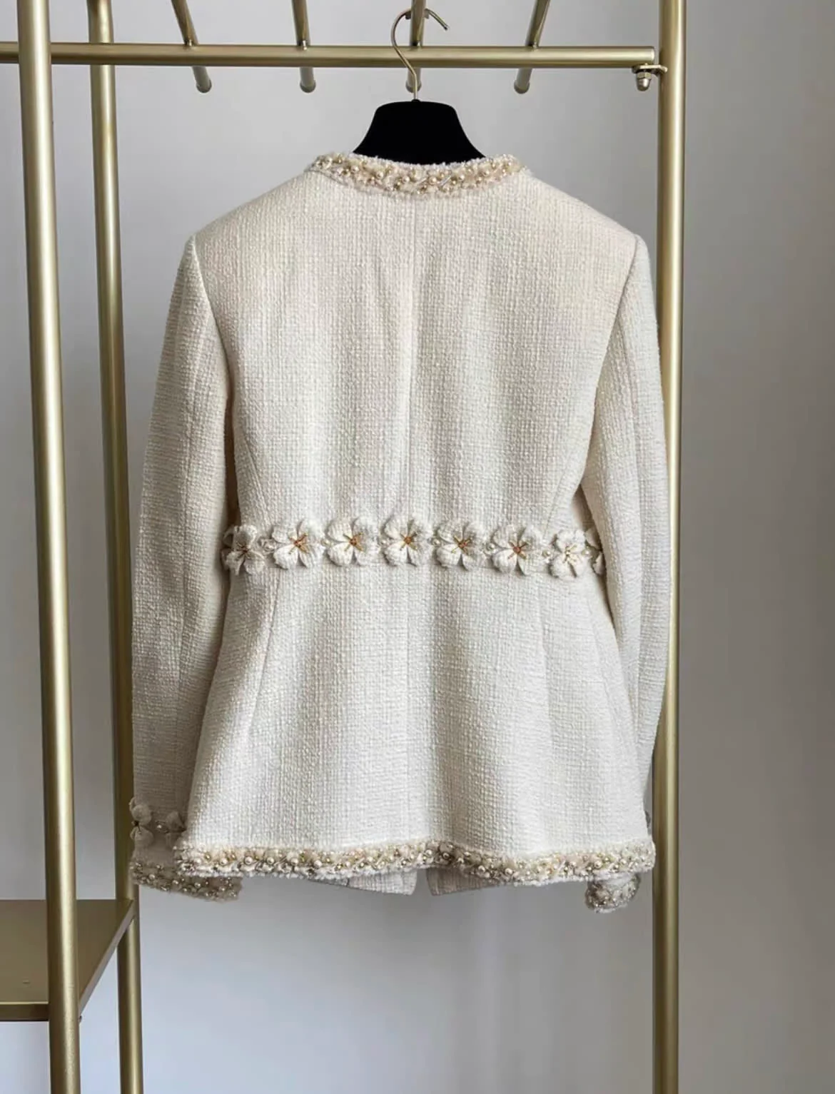 Chanel 2017 rare jacket - Image 4