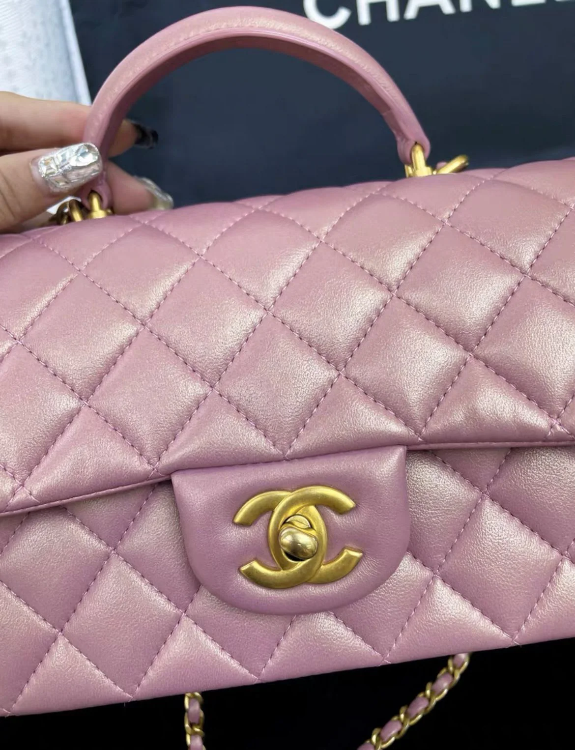 Chanel Mini Rectangular Flap Bag with Top Handle Pink Iridescent Lambskin Antique Gold Hardware - Image 5