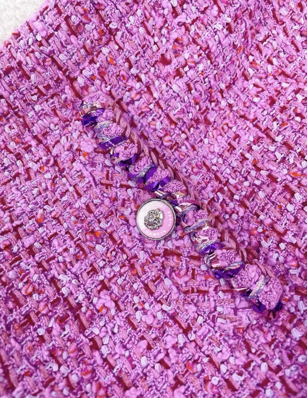 CHANEL 22P TWEED VEST 34 PINK/ LT PURPLE/ RED - Image 4
