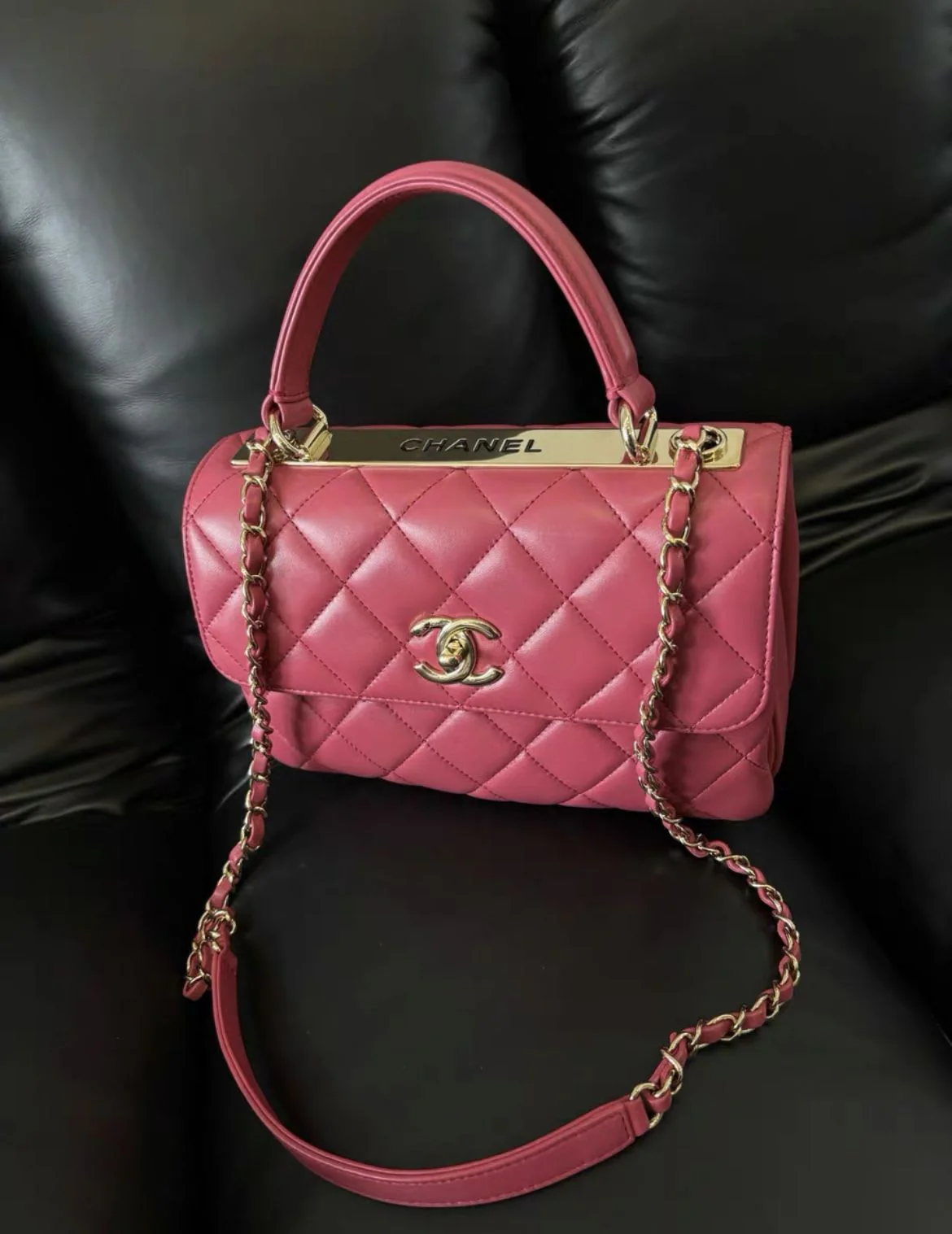 Chanel pink coco handle medium size - Image 2