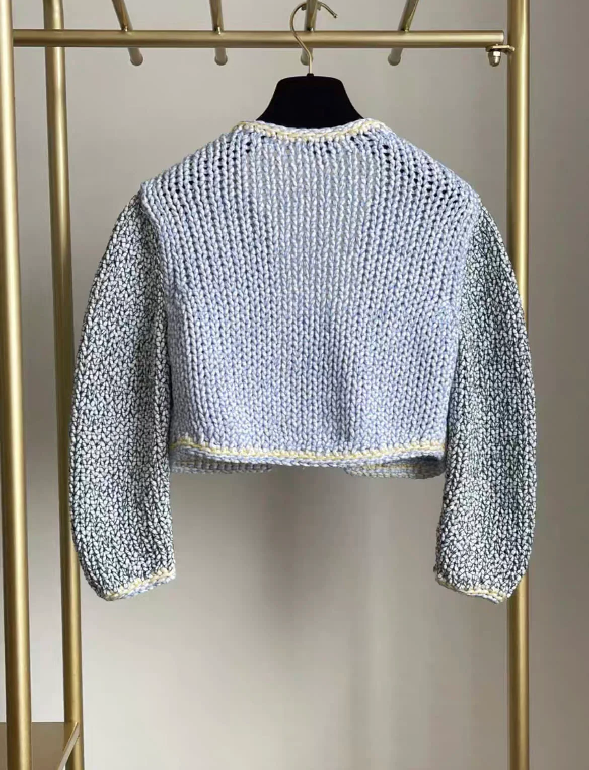 Chanel 23ss cardigan fr34 with tag - Image 2
